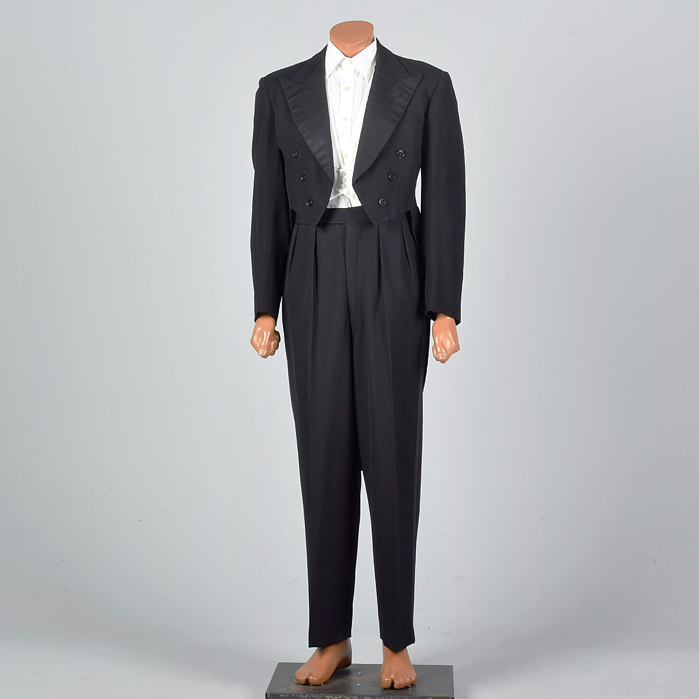 1950s Men's Bespoke Savile Row Tuxedo