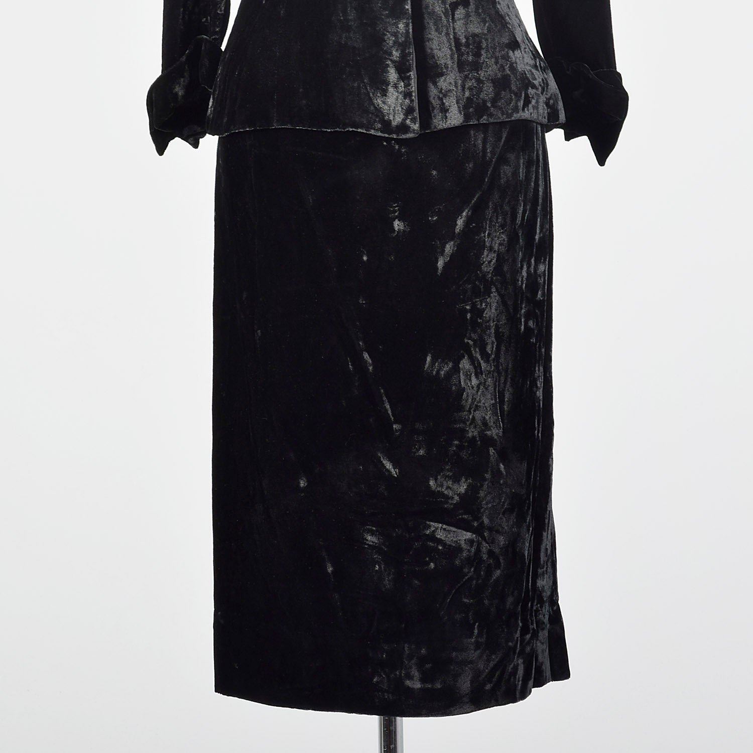 1950s Black Crushed Velvet Skirt Suit