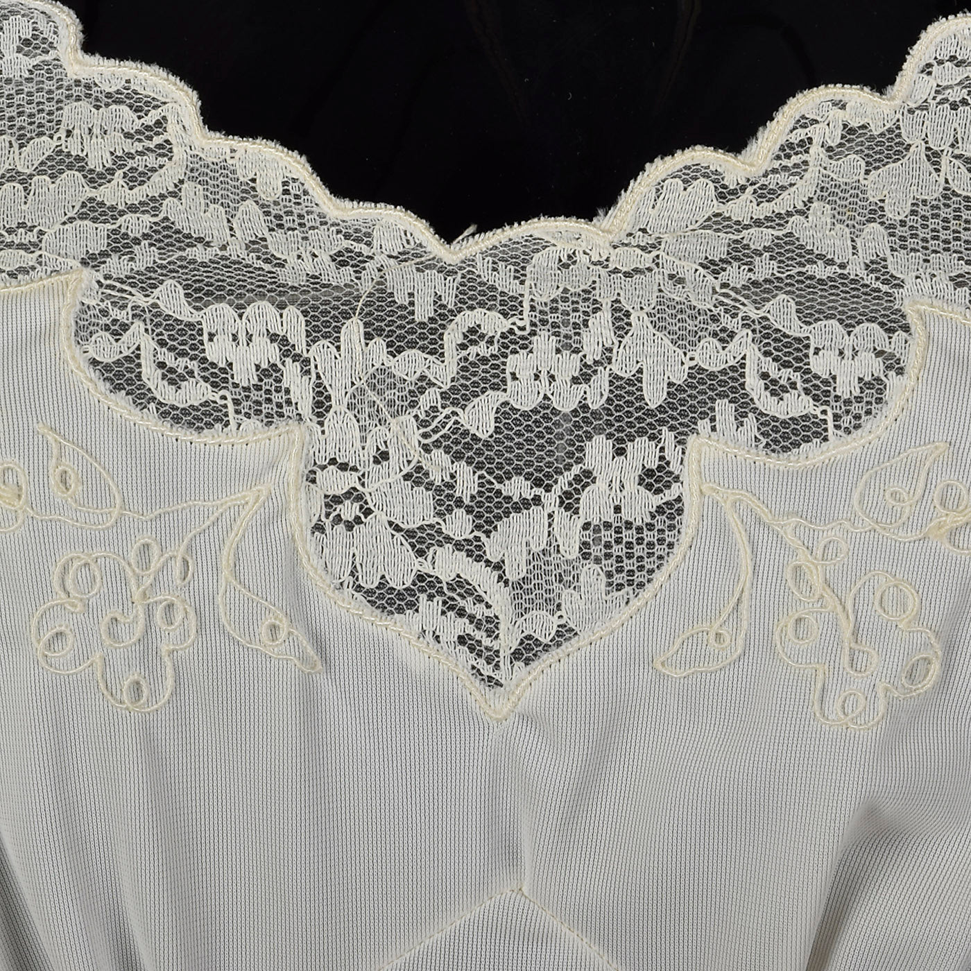 1950s Deadstock White Nylon Slip with Floral Soutache