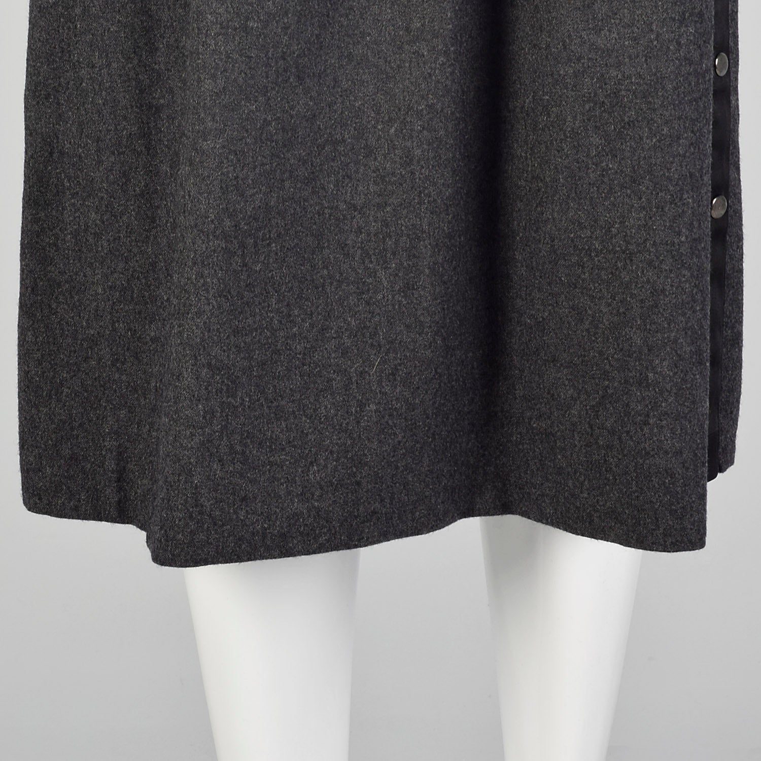 Saks Fifth Avenue Grey Wool Skirt With Snap Sides