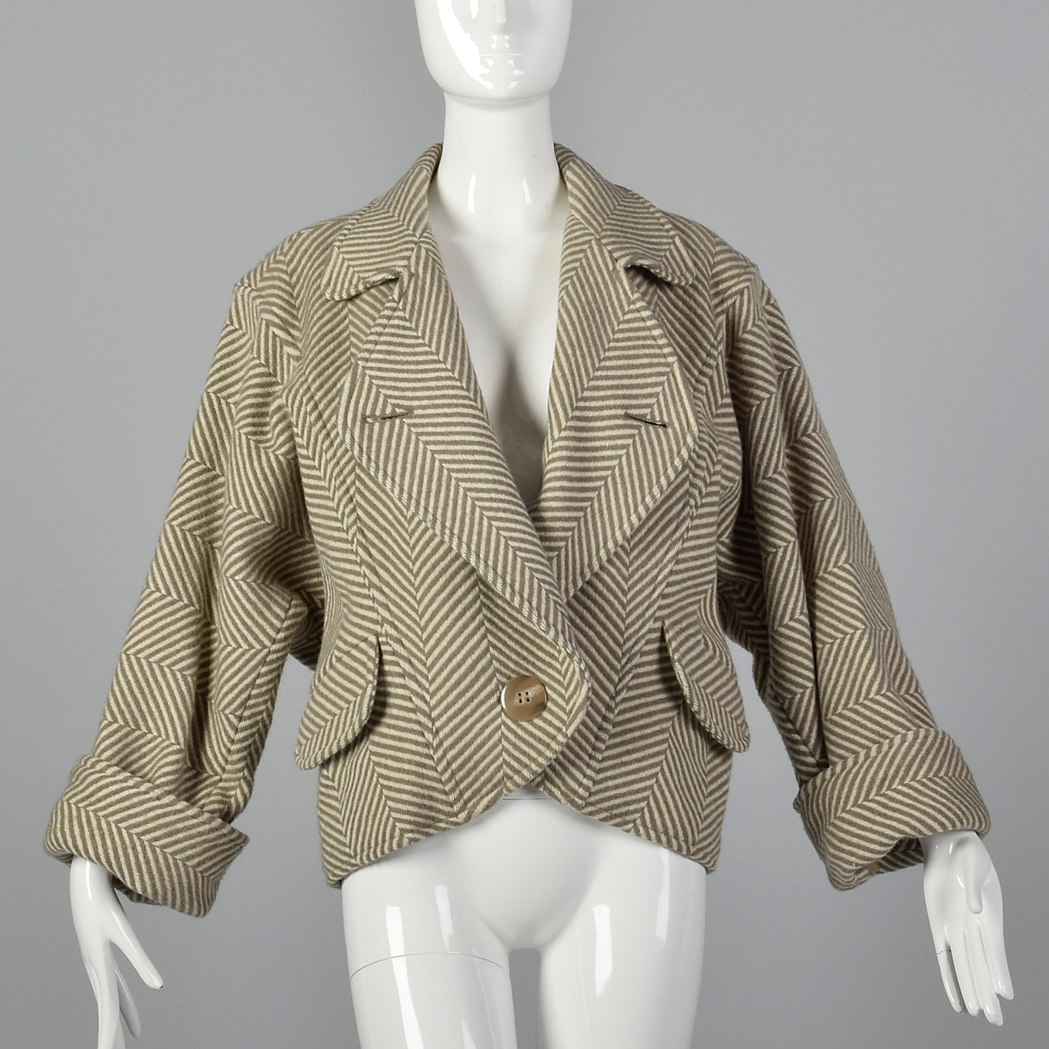 Large Mondi 1980s Batwing Coat