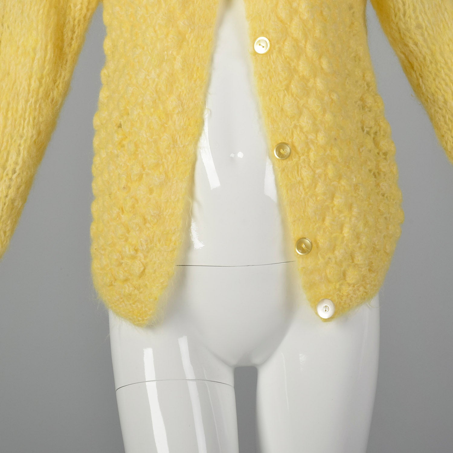 Large 1960s Yellow Sweater Hand Knit In Italy Puff Stitch Cardigan