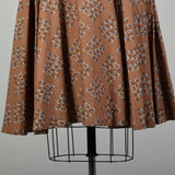 XL 1950s Brown Cotton Day Dress Blue Floral Print Short Sleeves