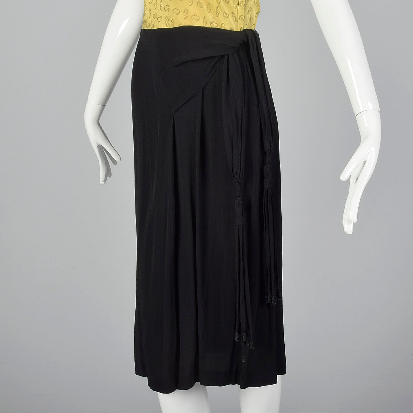 1940s Yellow Dress with Unique Hip Tie Sash