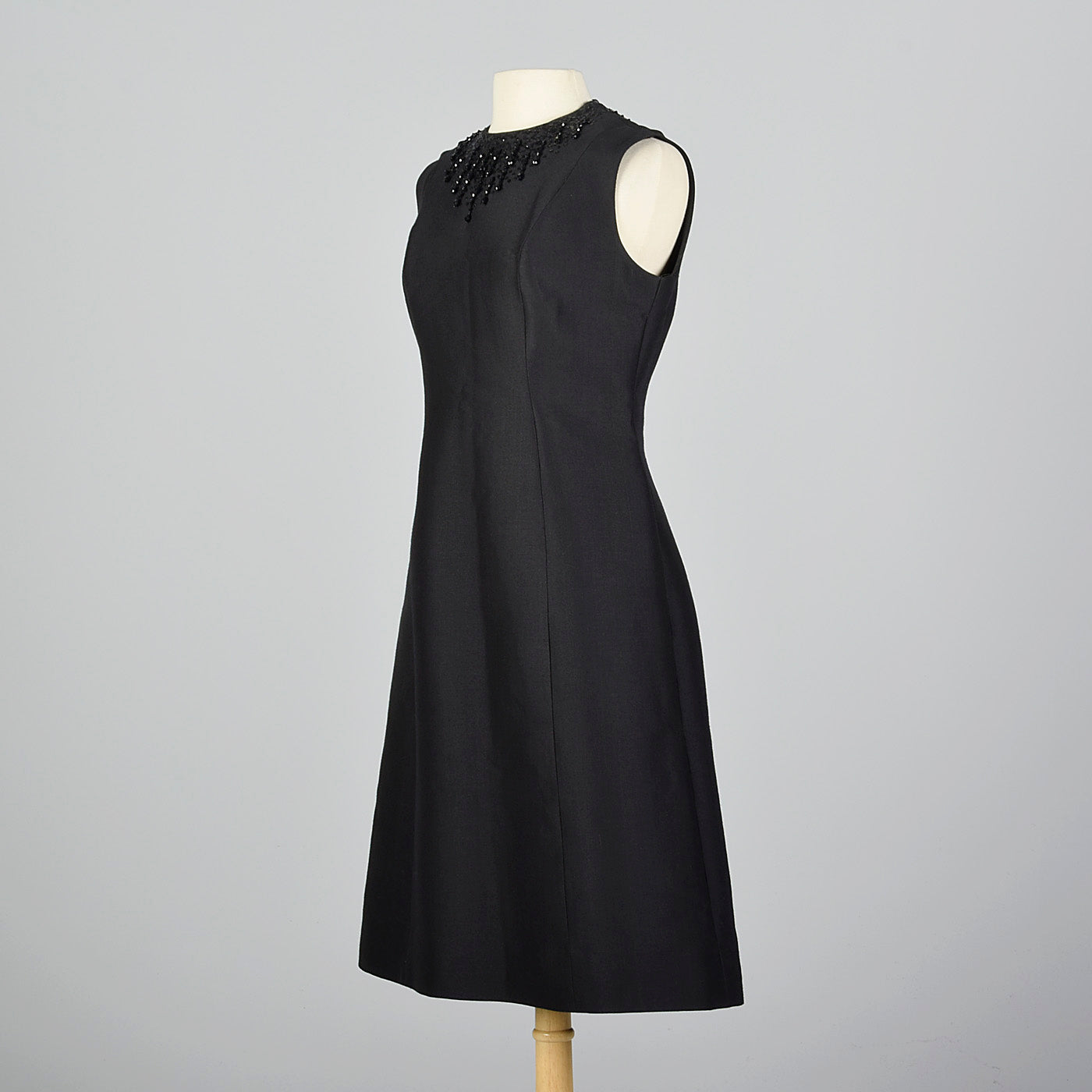 1960s Suzy Perette Black Dress with Keyhole Back