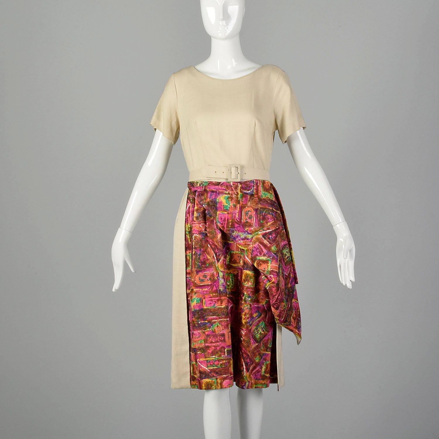 Medium 1960s Tan Cotton Dress