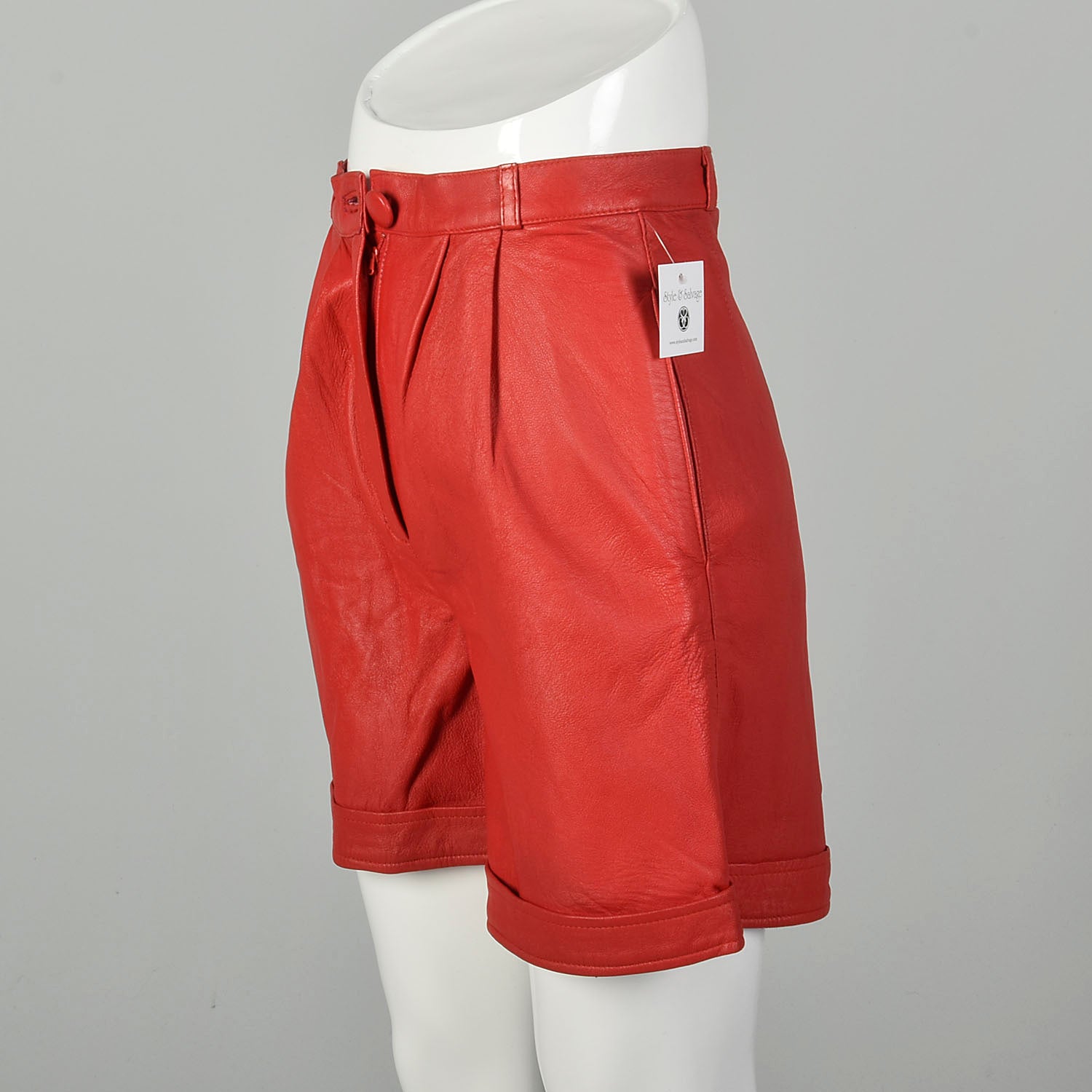 XS 1980s Red Leather Shorts Pleated Button Front Sexy Cuffed Bottoms