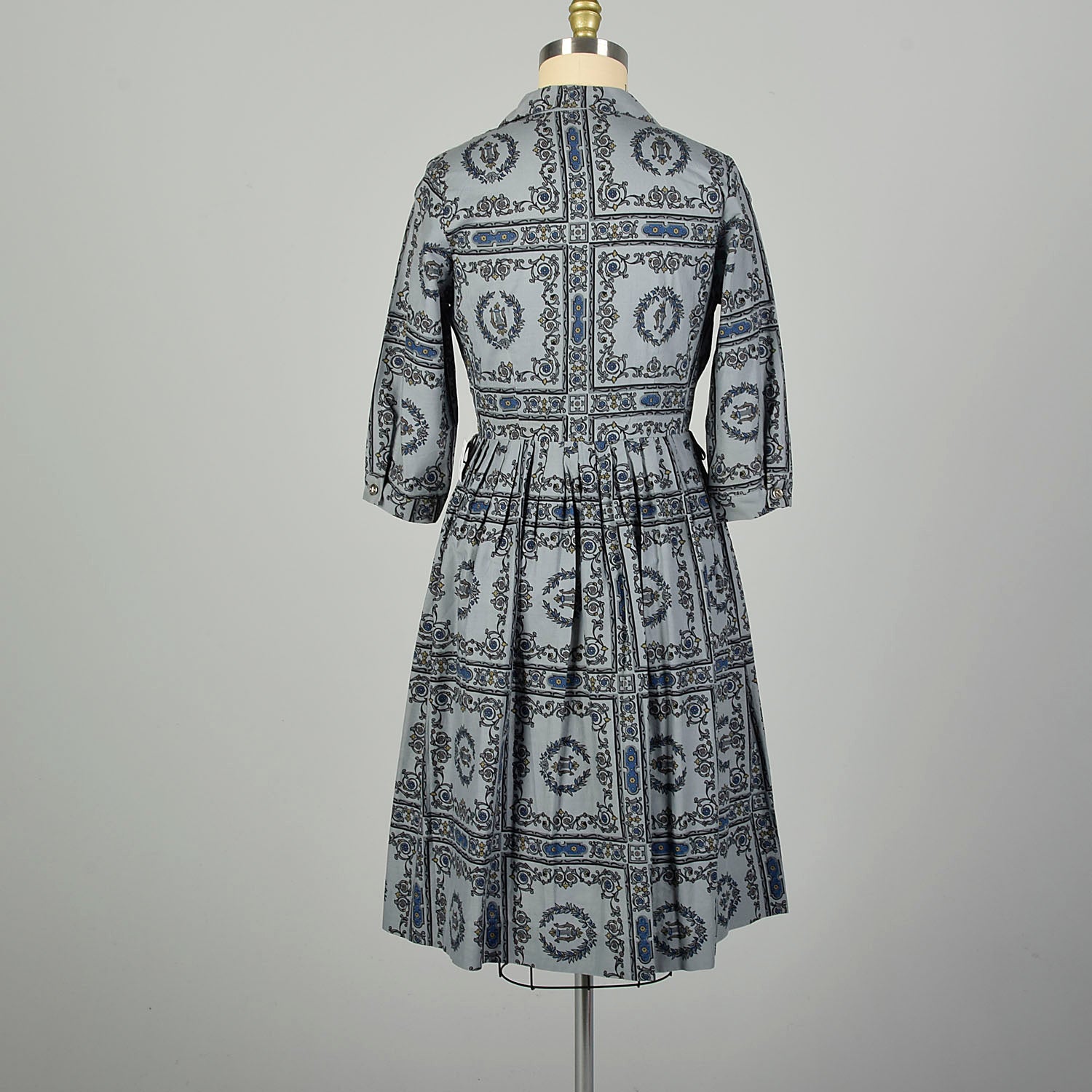 Large 1950s Day Dress Grey Novelty Block Print Cotton Summer