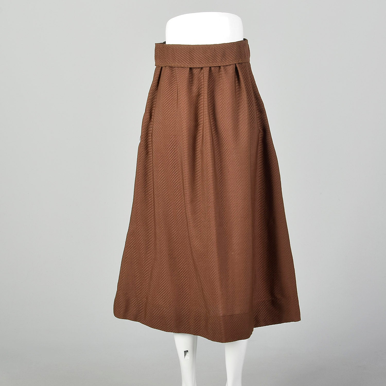 Medium 1910s Edwardian Brown Lightweight Skirt