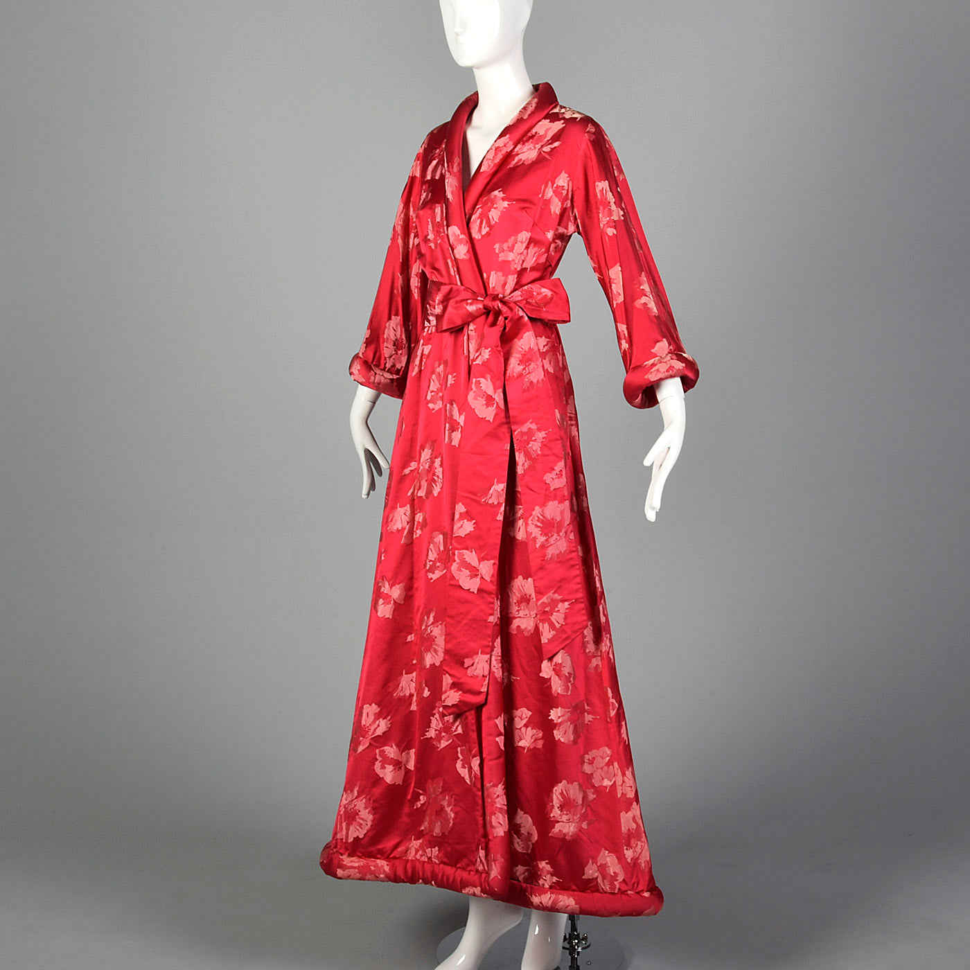 1960s Pink Silk Robe with Space Age Rolled Cuffs and Hem