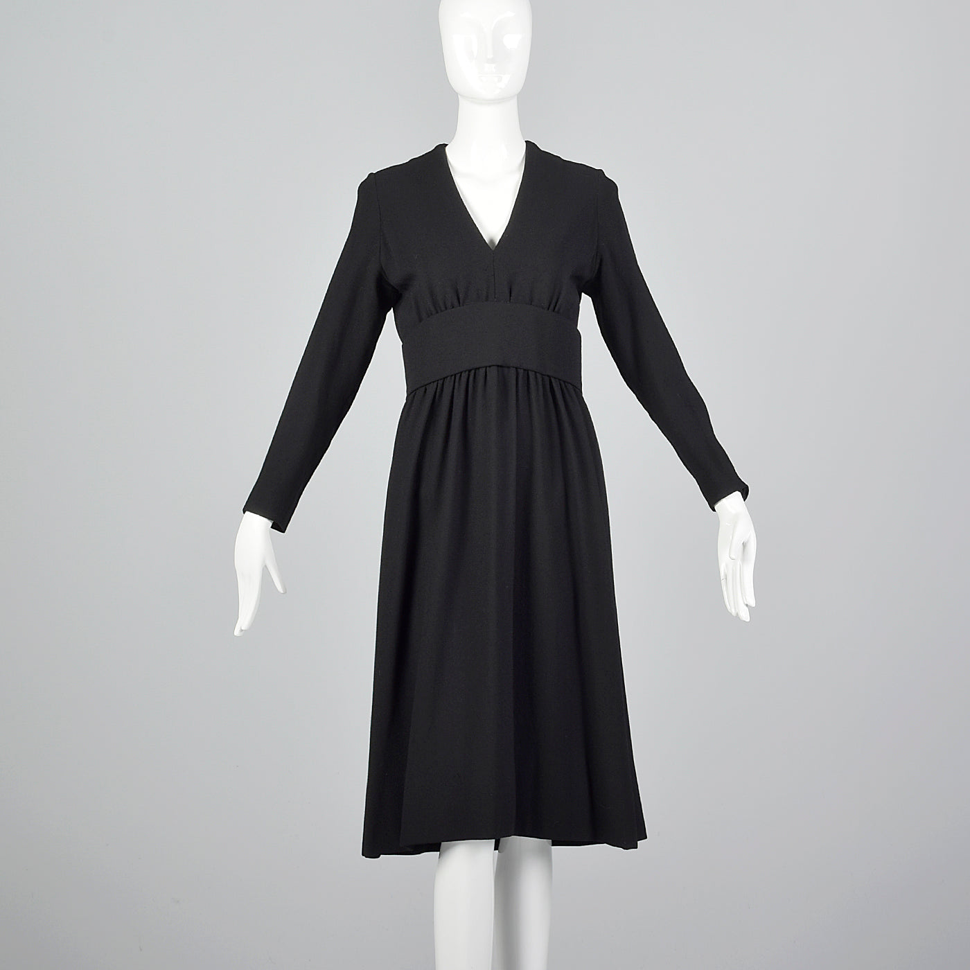 1970s Norman Norell Long Sleeve Little Black Dress in Winter Weight Wo Style & Salvage 1970s Norman Norell Long Sleeve Little Black Dress in Winter Weight Wo Style & Salvage