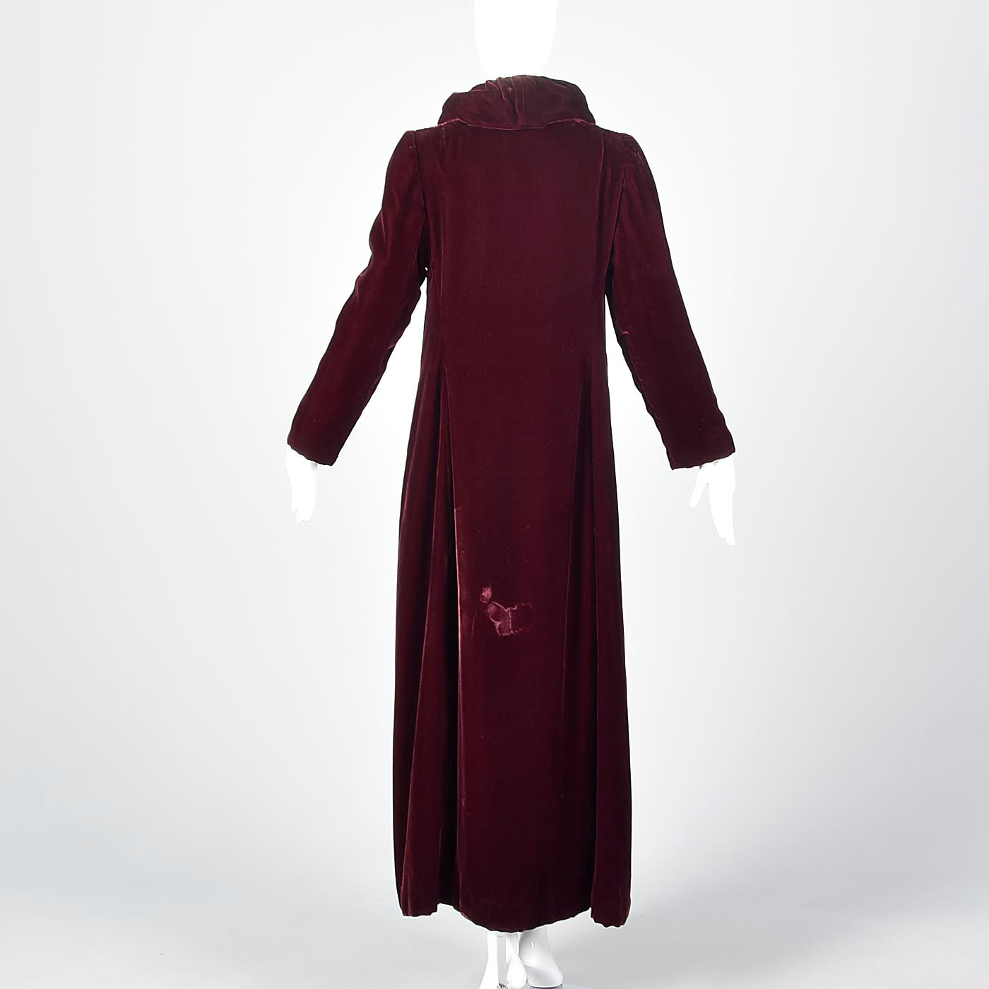 1940s Burgundy Velvet Opera Coat