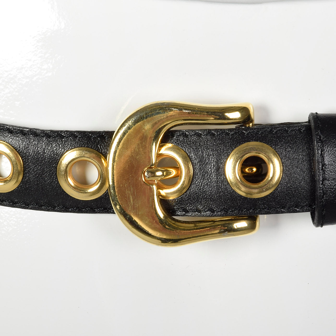 Saint Laurent Leather Belt In Black/gold