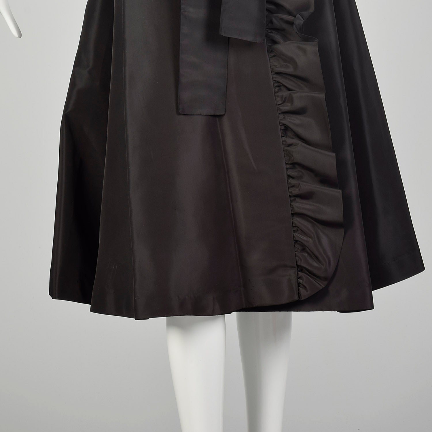 XS 1980s Black Taffeta Wrap Coat Lightweight with Ruffle Trim