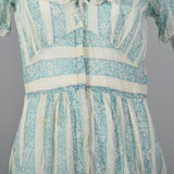 1940s Blue Floral Dressing Gown