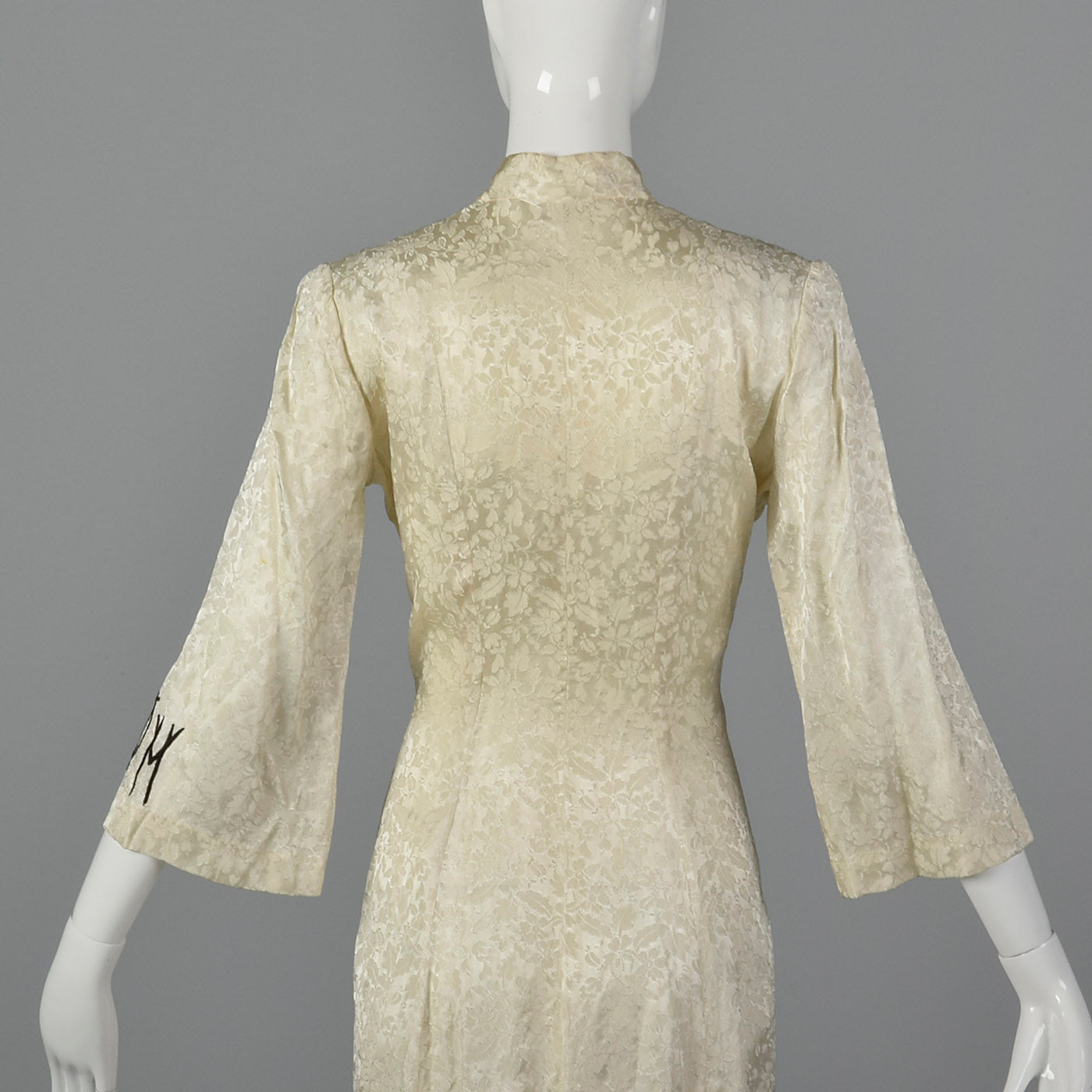 1950s White Brocade Robe with Embroidered Dragon