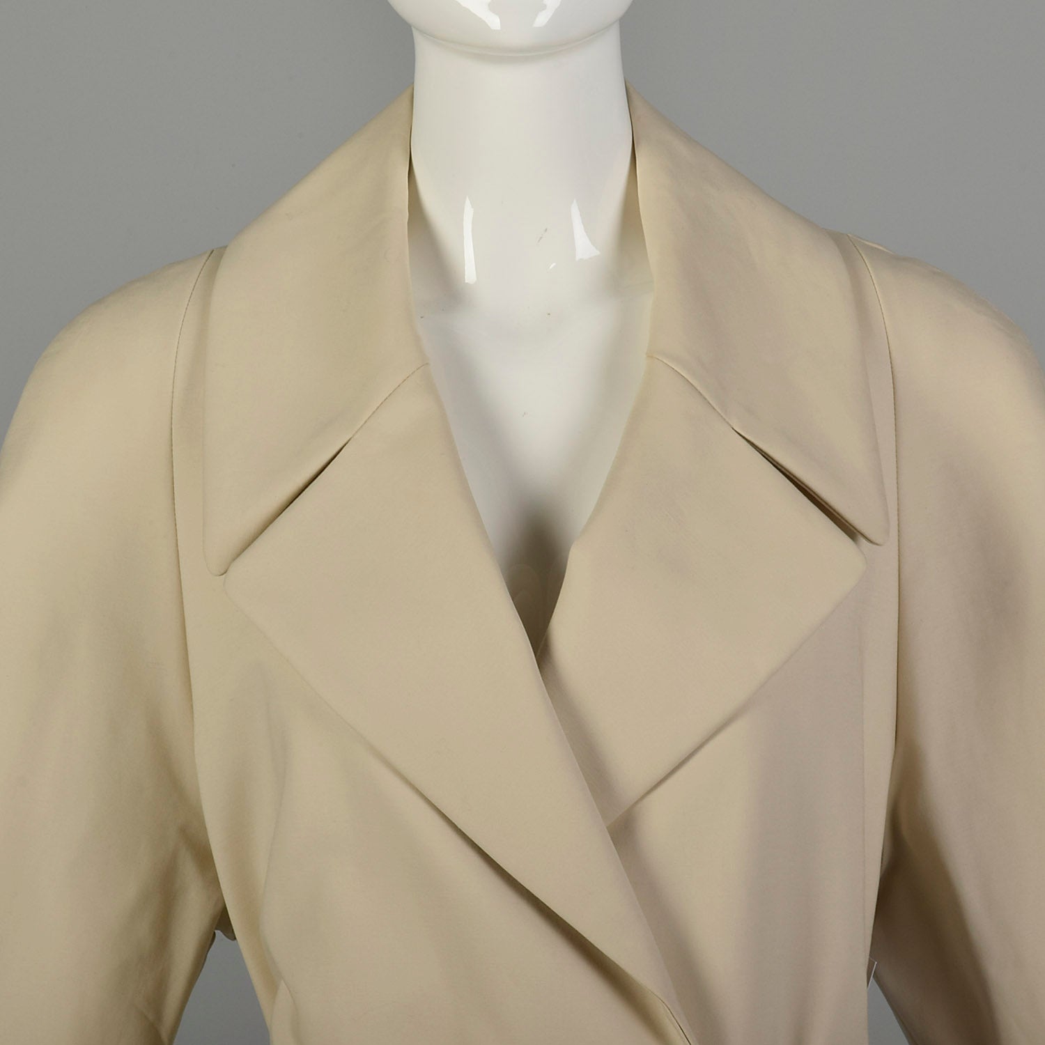 Large 2000s Trench Coat St. John Tan Maxi Tie Waist Designer