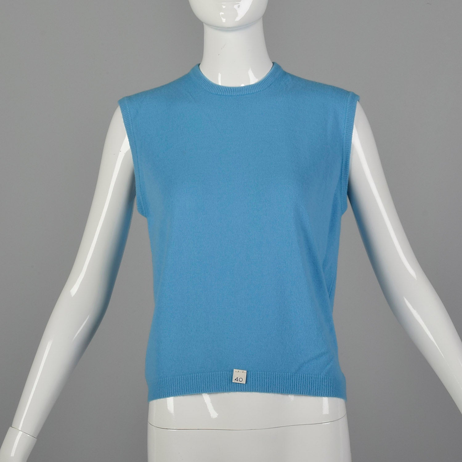 Small 1960s Light Blue Sleeveless Sweater