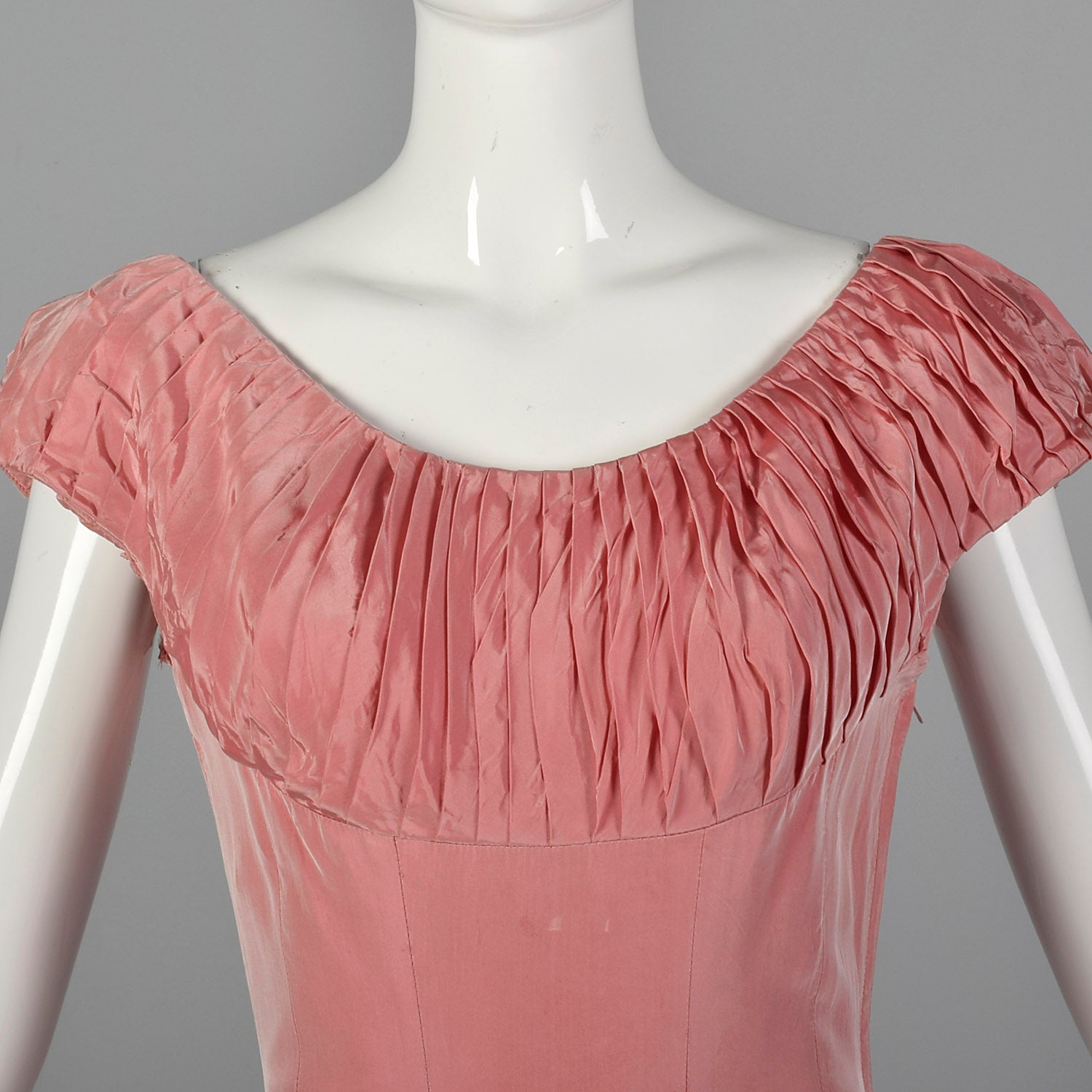1940s Pink Taffeta Pleated Dress