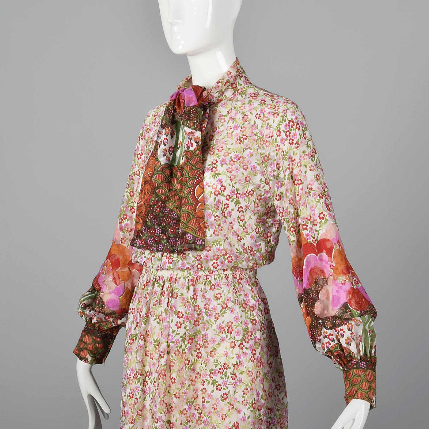 1970s Bohemian Harold Levine Silk Two Piece Separates Set