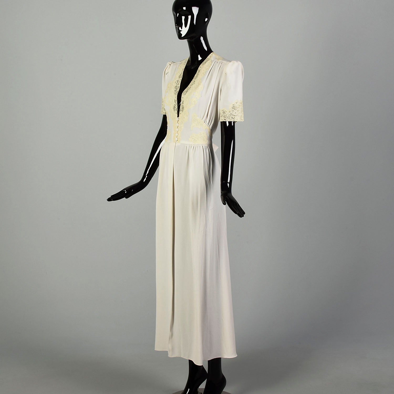 Large 1940s Dress Low Cut Tie Back Waist Crepe Shortsleeve Bridal Wedding Gown