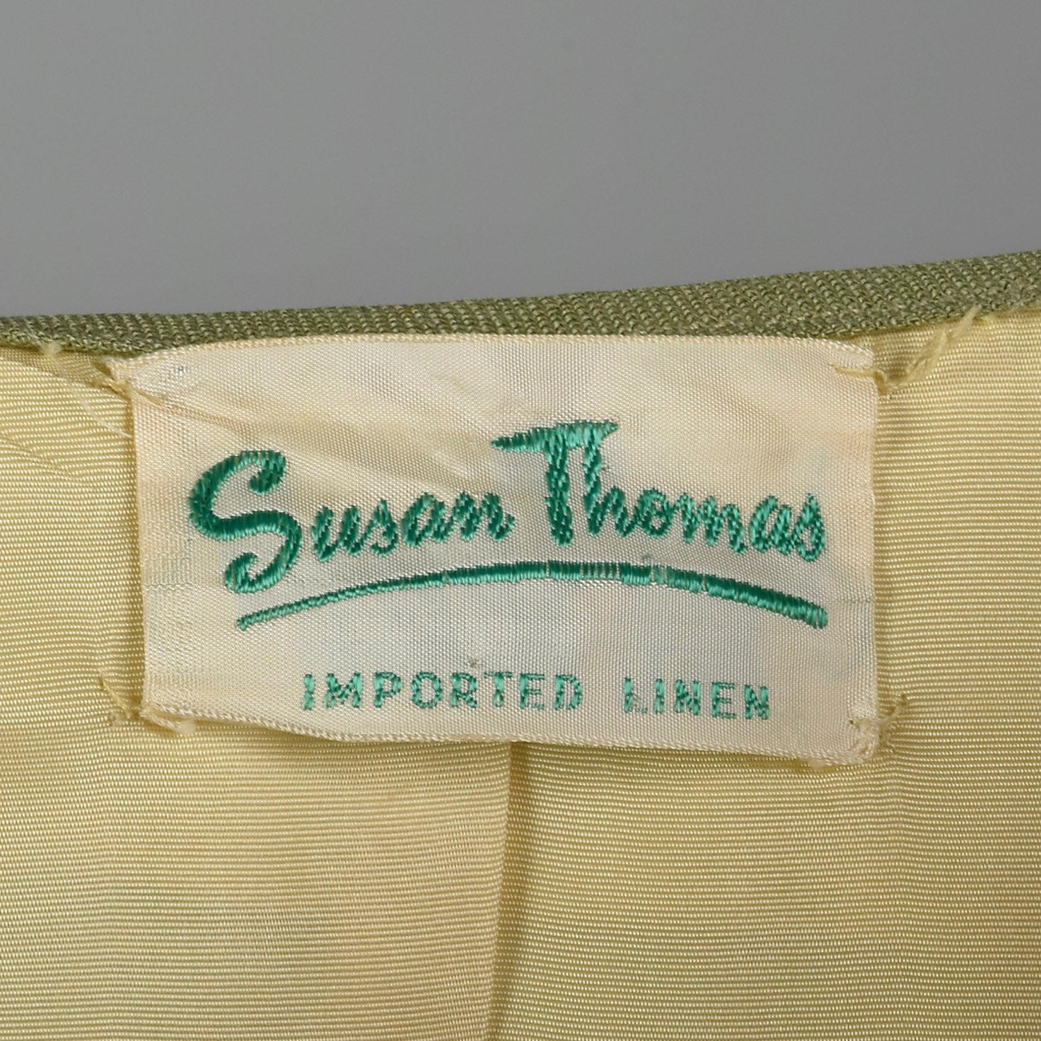 XXS 1960s Spring Green Linen Skirt Suit