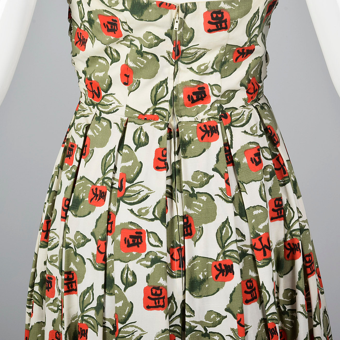 1950s Horrockses Novelty Print Strapless Dress