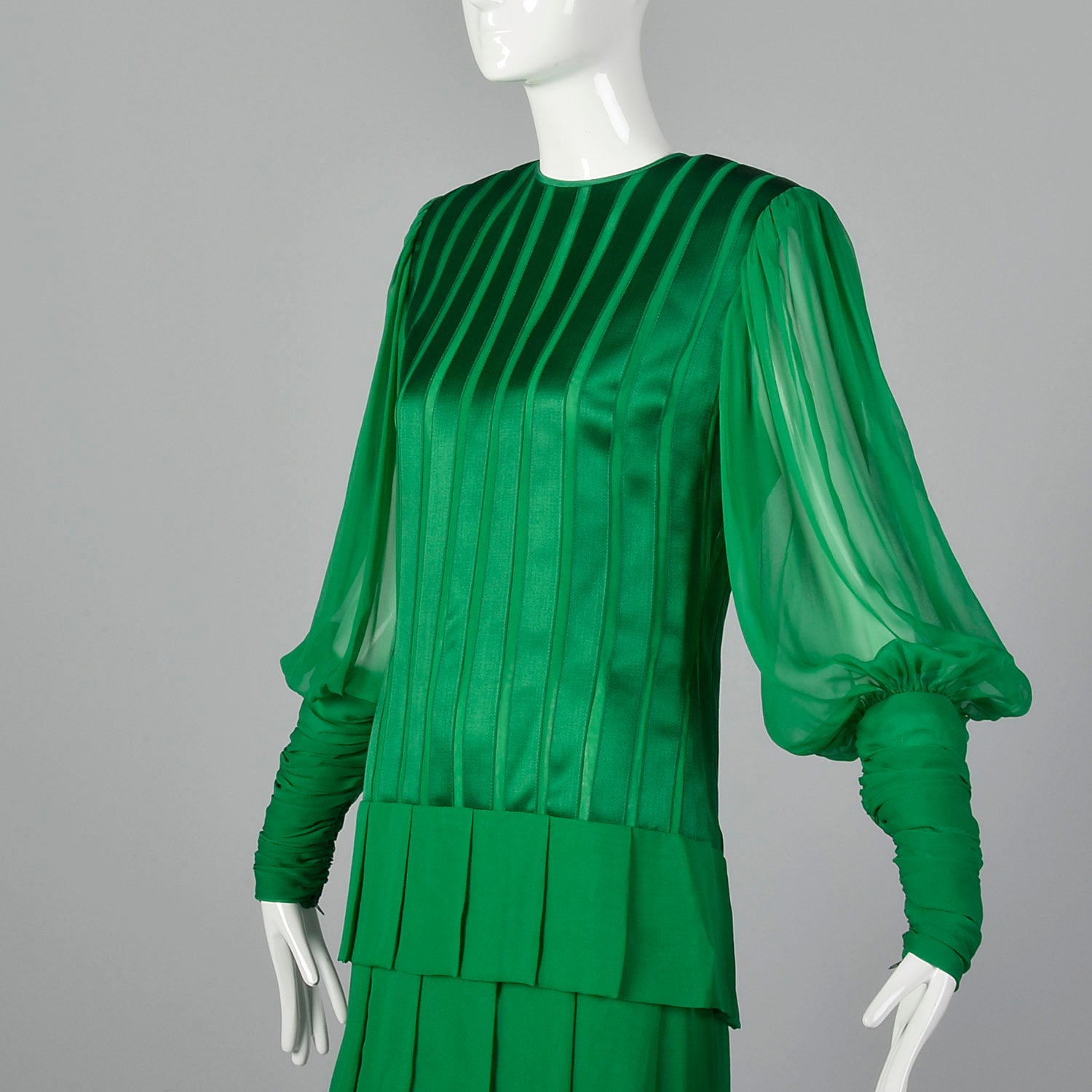 Small Galanos 1980s Emerald Green Silk Dress