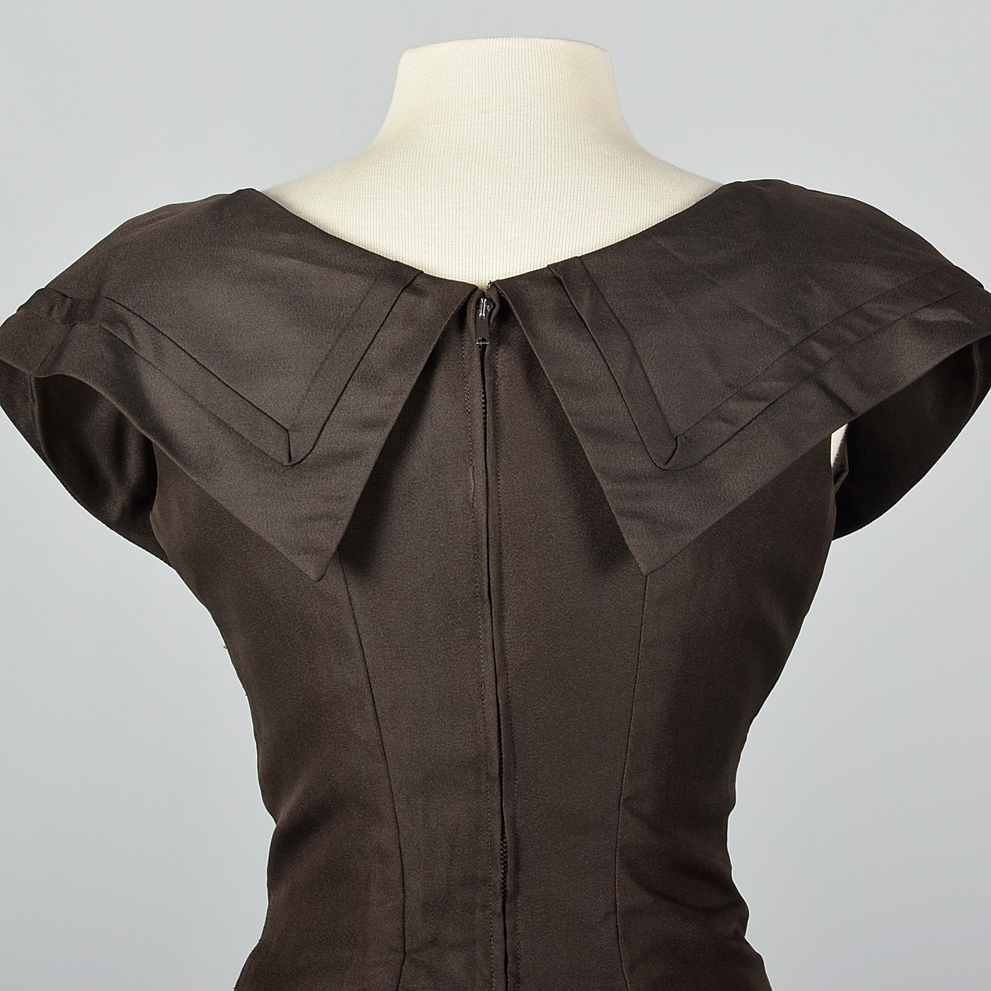 1950s Suzy Perette Dark Brown Wiggle Dress