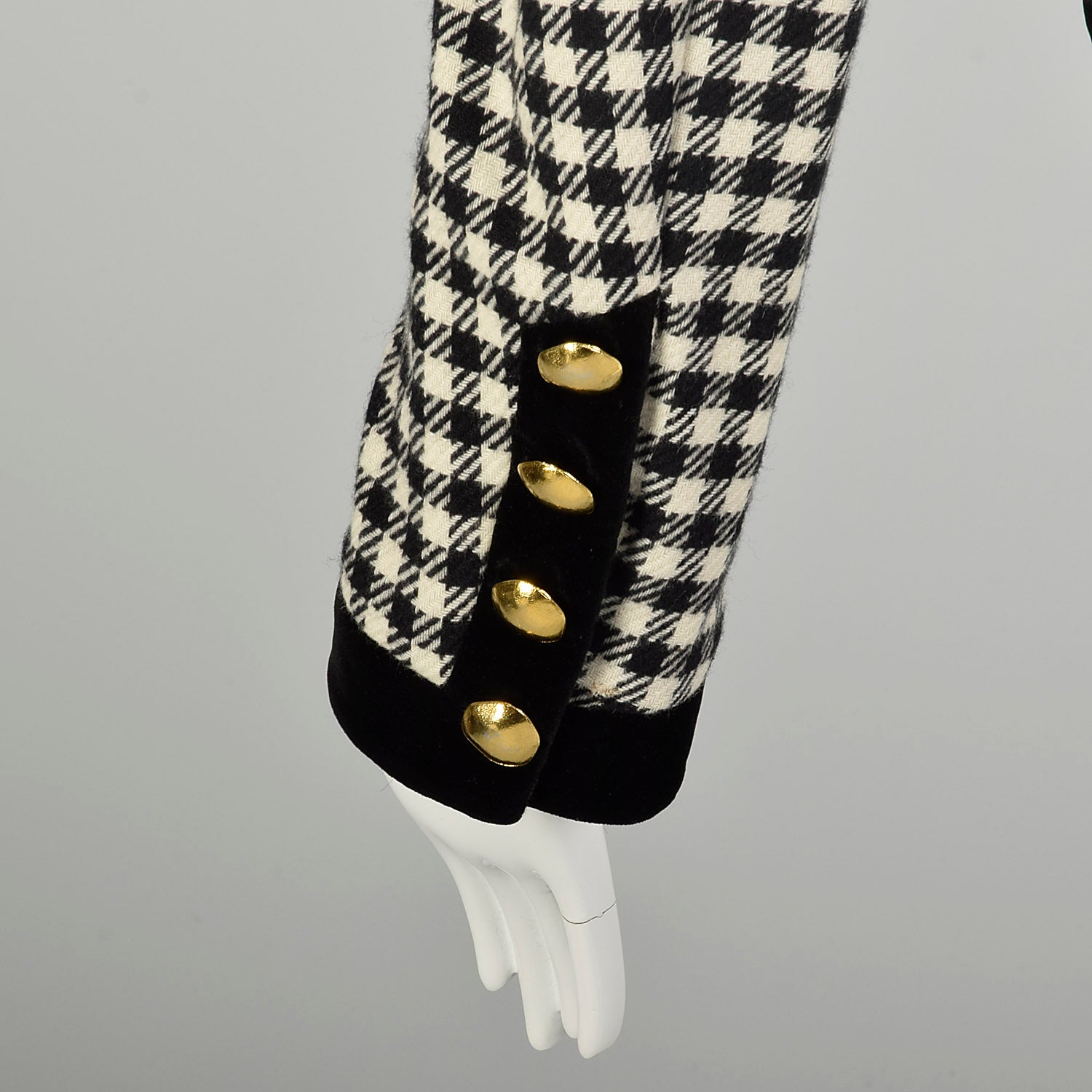 Large 1990s Escada Blazer Wool Black White Houndstooth Long Sleeve Cashmere Jacket