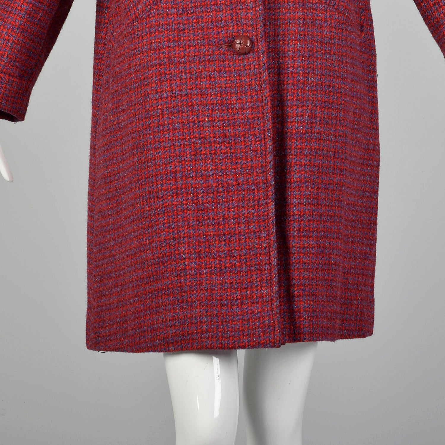 Medium 1960s Red and Blue Scottish Wool Tweed Coat