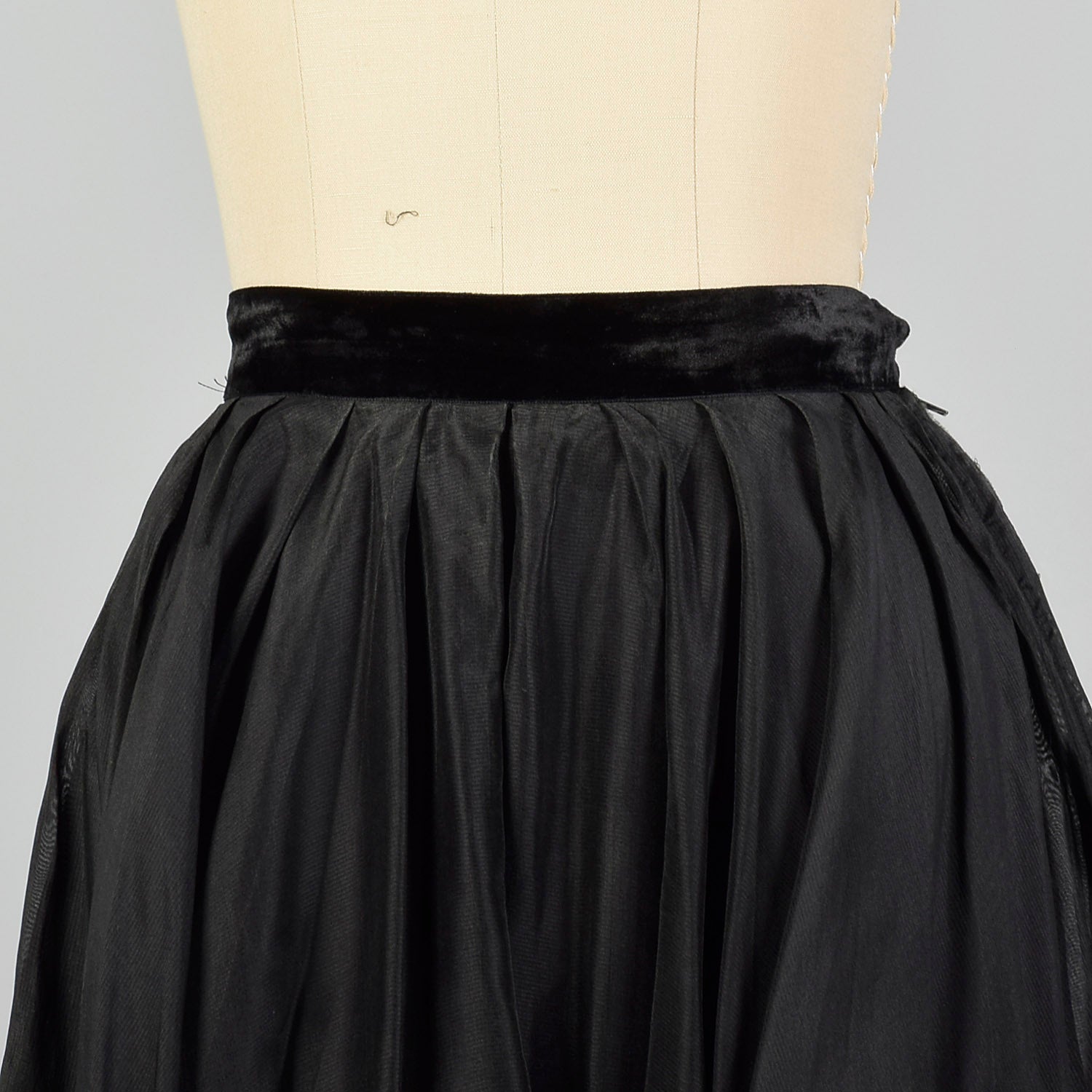 Medium Lord & Taylor 1950s Skirt