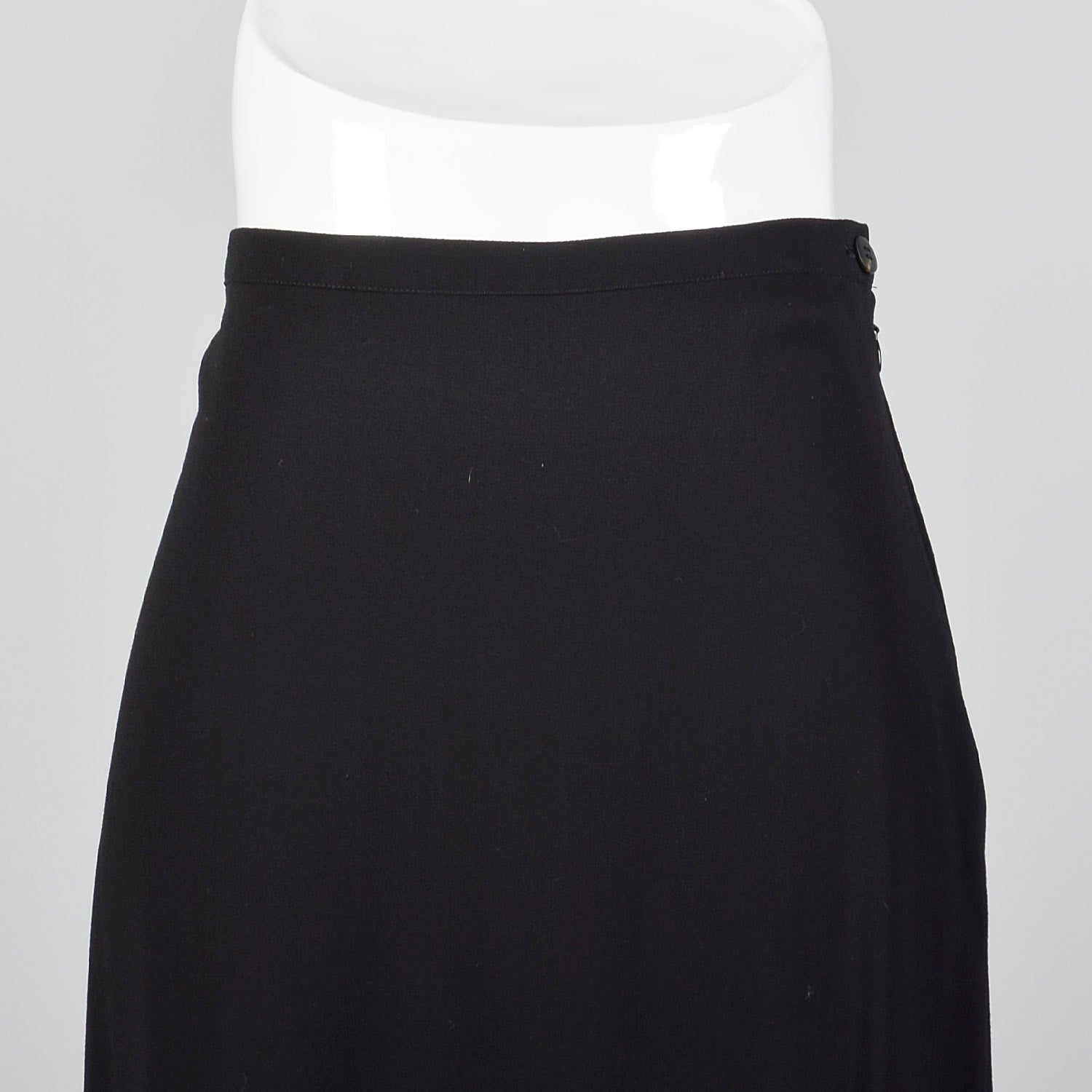 Medium Issey Miyake 1990s Black Skirt