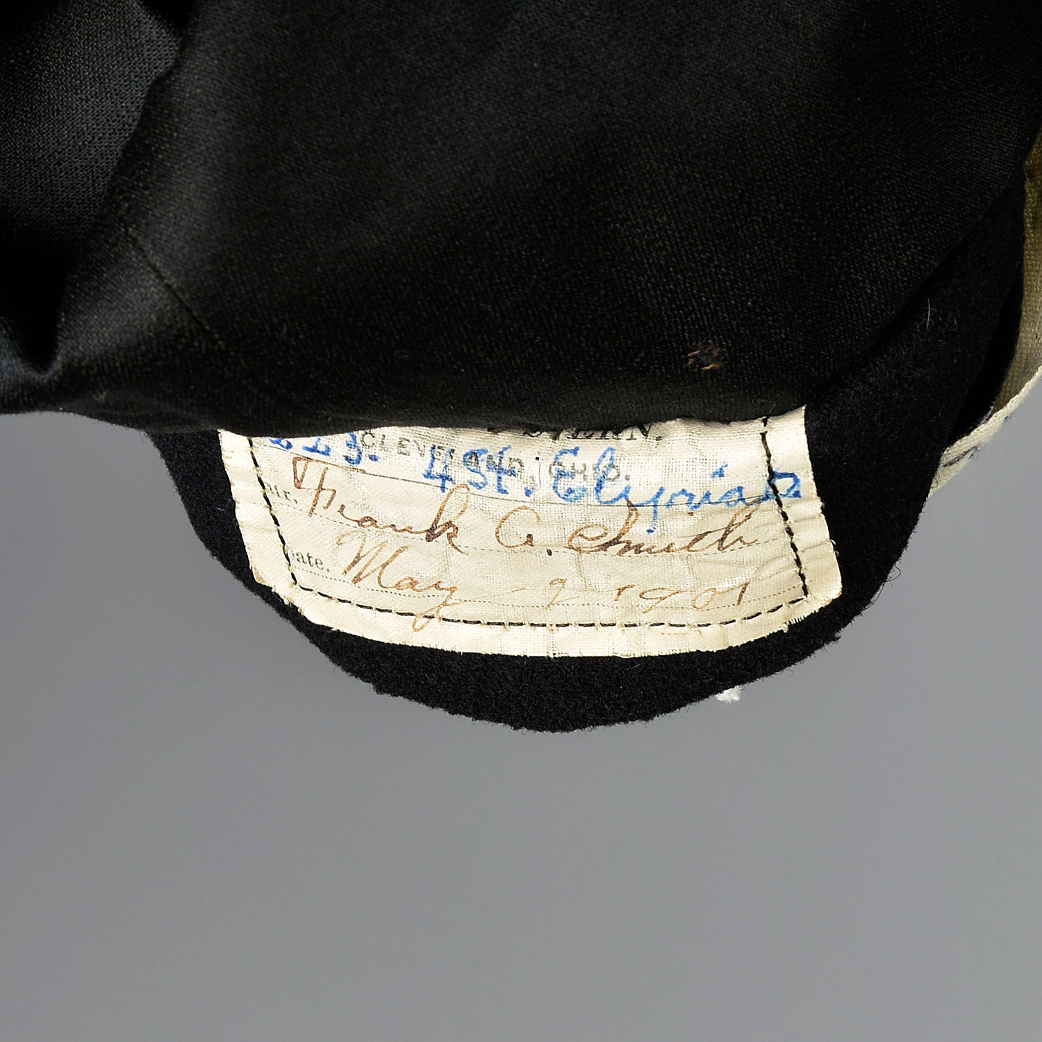 1900s Cape Winter Wool Black Outerwear