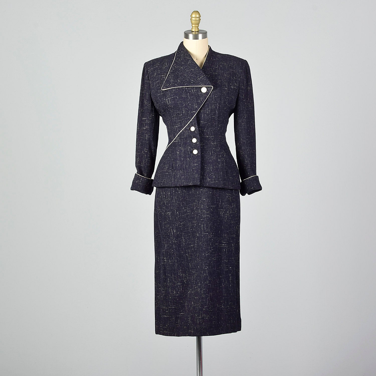 Small Lilli Ann 1950s Skirt Suit in Atomic Fleck