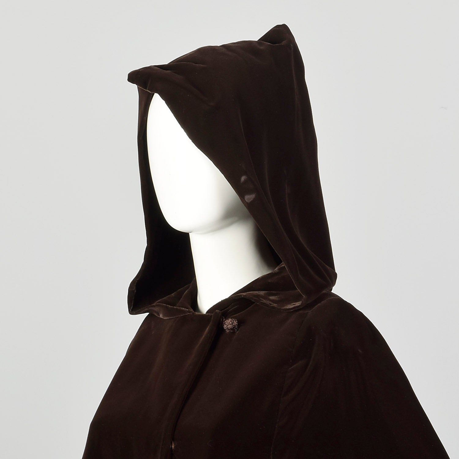 Medium 1970s Cape Brown Velvet Hooded Cloak Winter Autumn