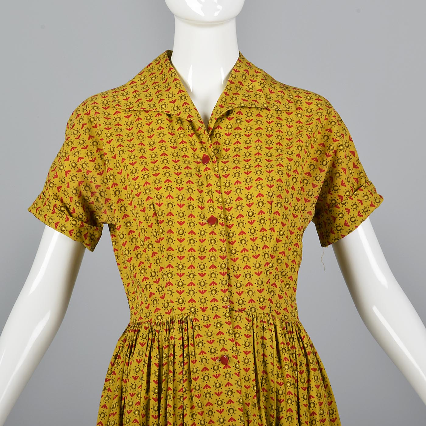 1950s Gold Novelty Print Cotton Day Dress with Eagles and Laurel Crests