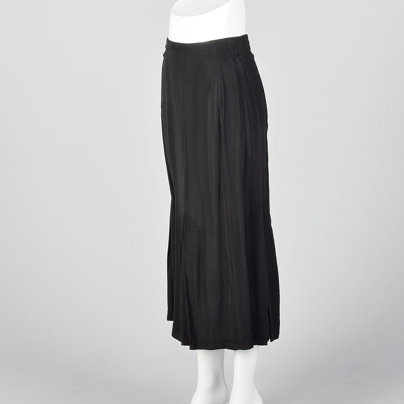 1980s Norma Kamali Black Mermaid Skirt with Pleated Hem