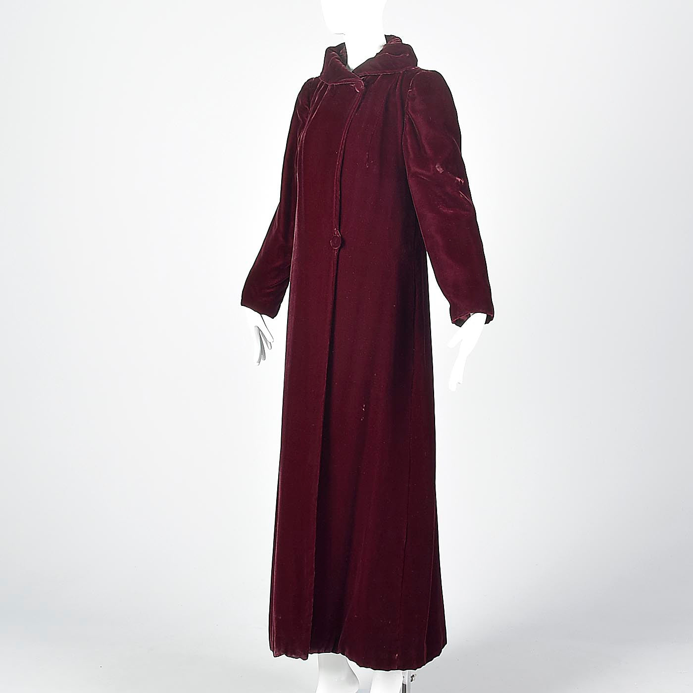 1940s Burgundy Velvet Opera Coat