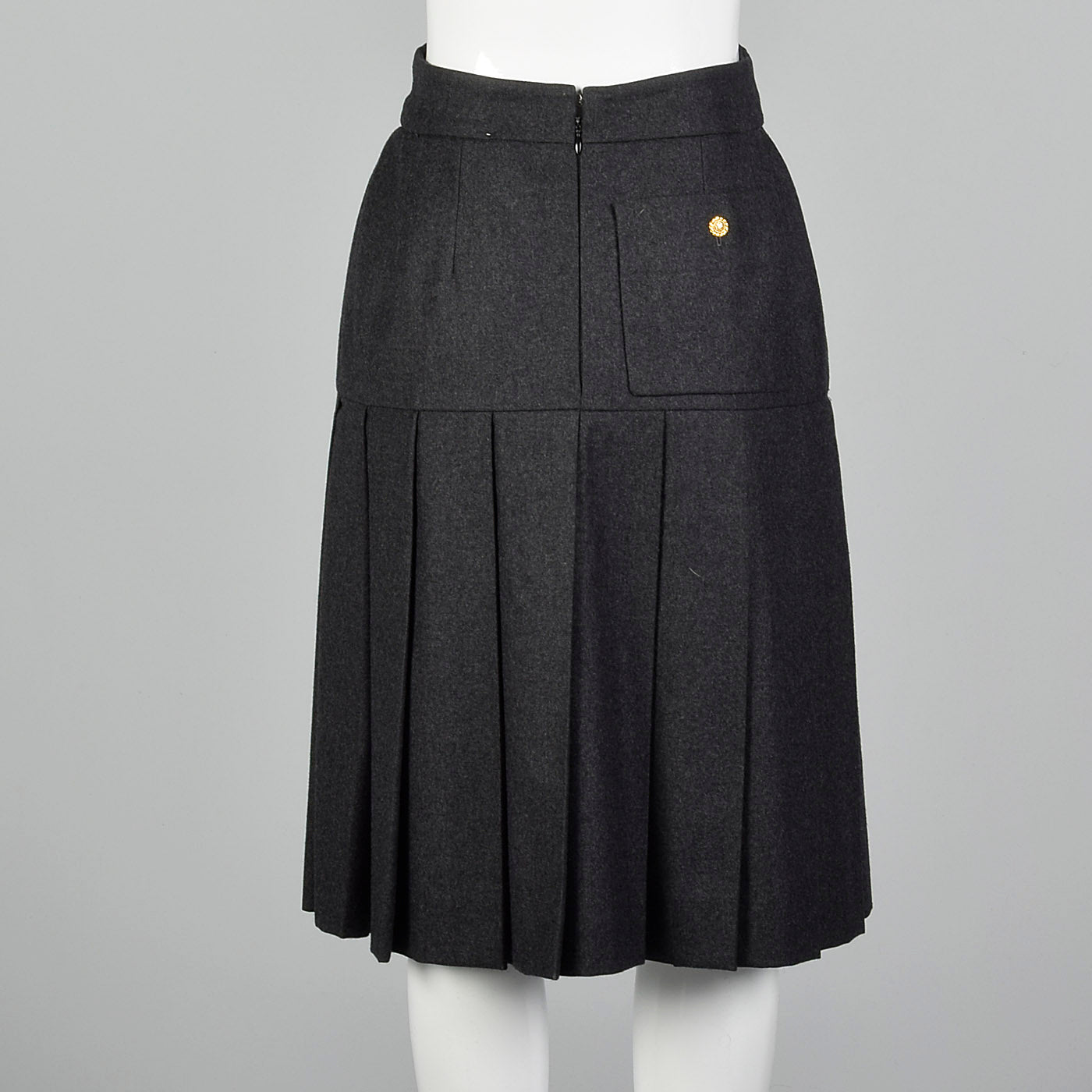 Vintage Chanel 1990’s Dark Navy Blue Skirt Suit FR 38 US 4