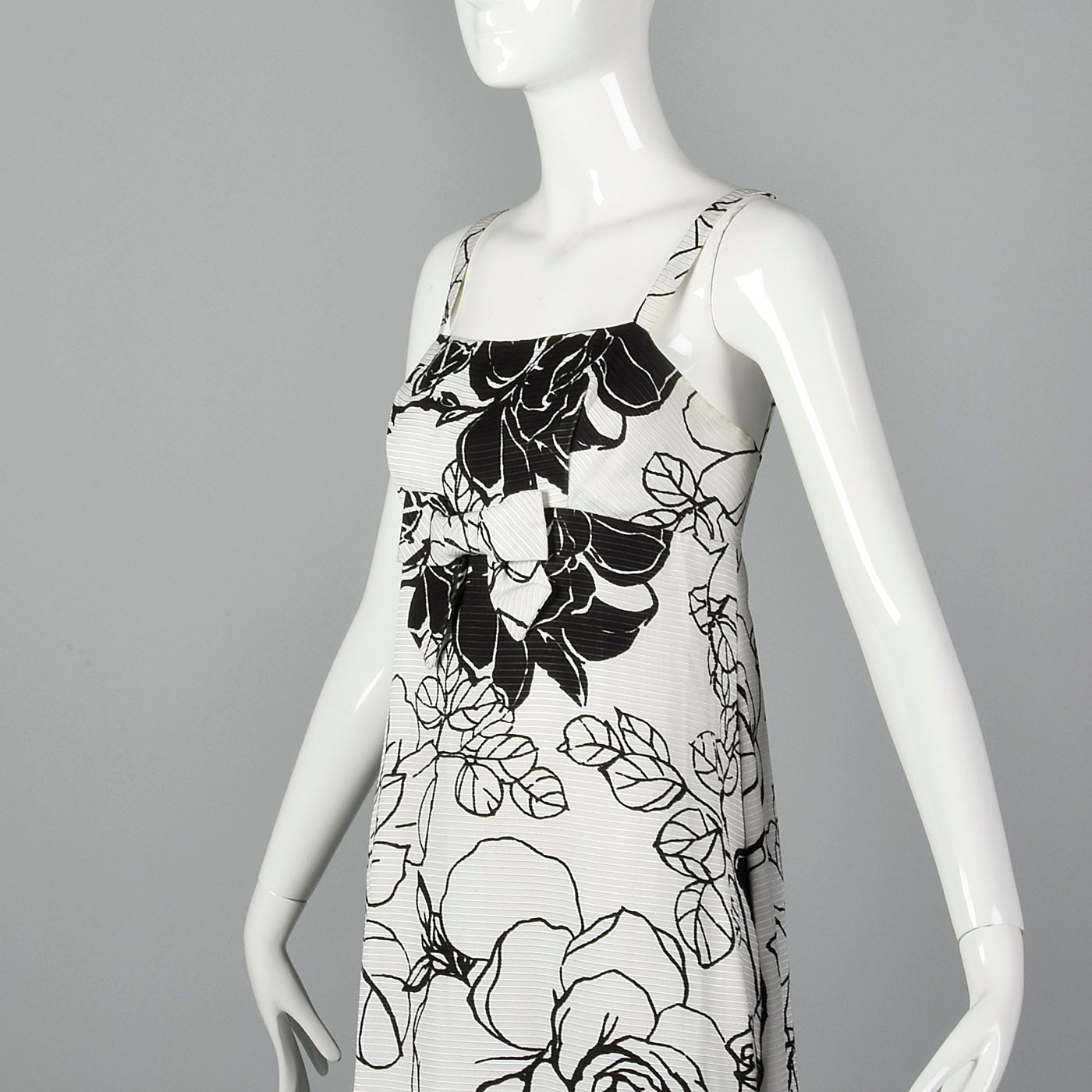 XS 1960s Black White Floral Maxi Dress