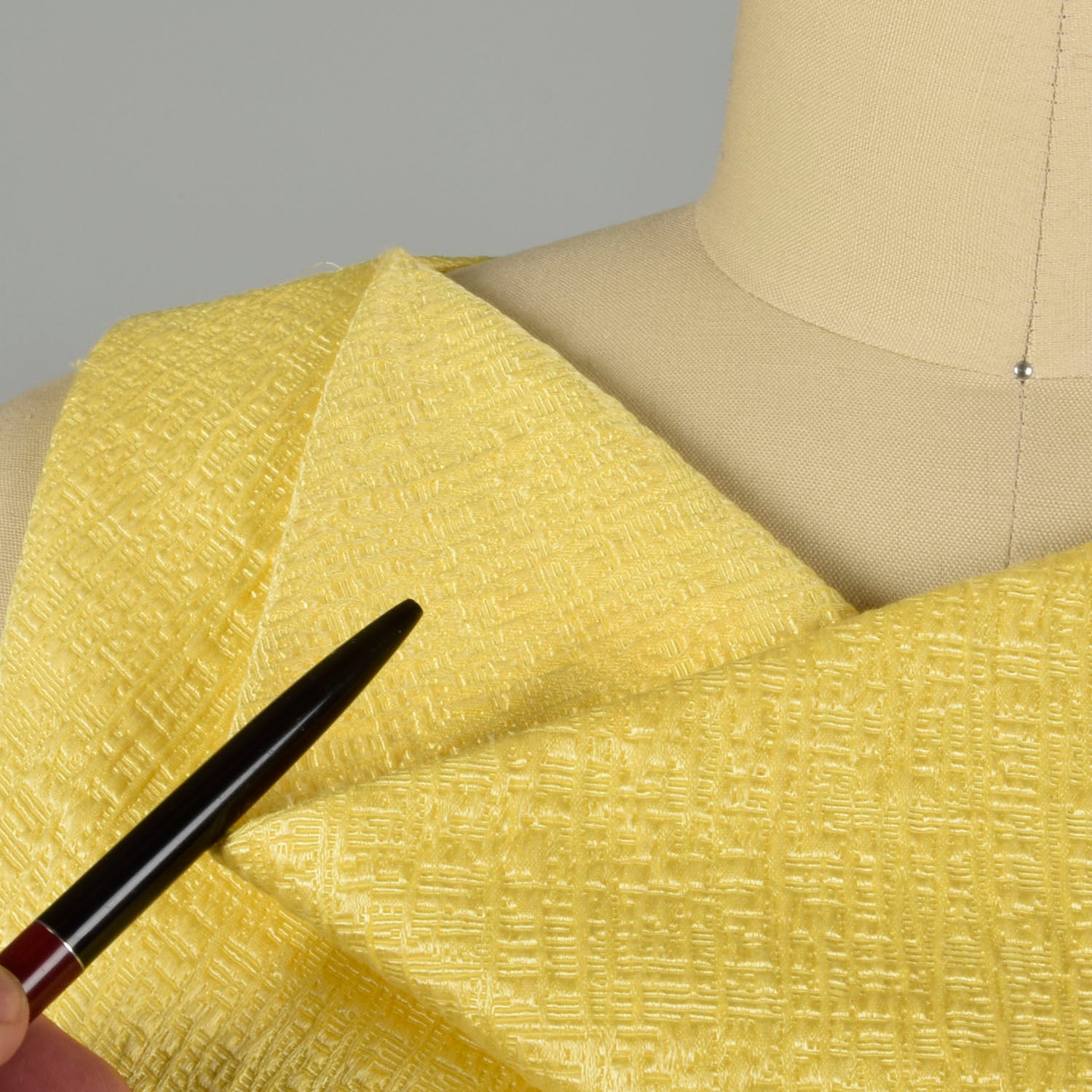 XL 2000s Oscar de la Renta Yellow Fitted Sheath Sleeveless Asymmetrical Dress