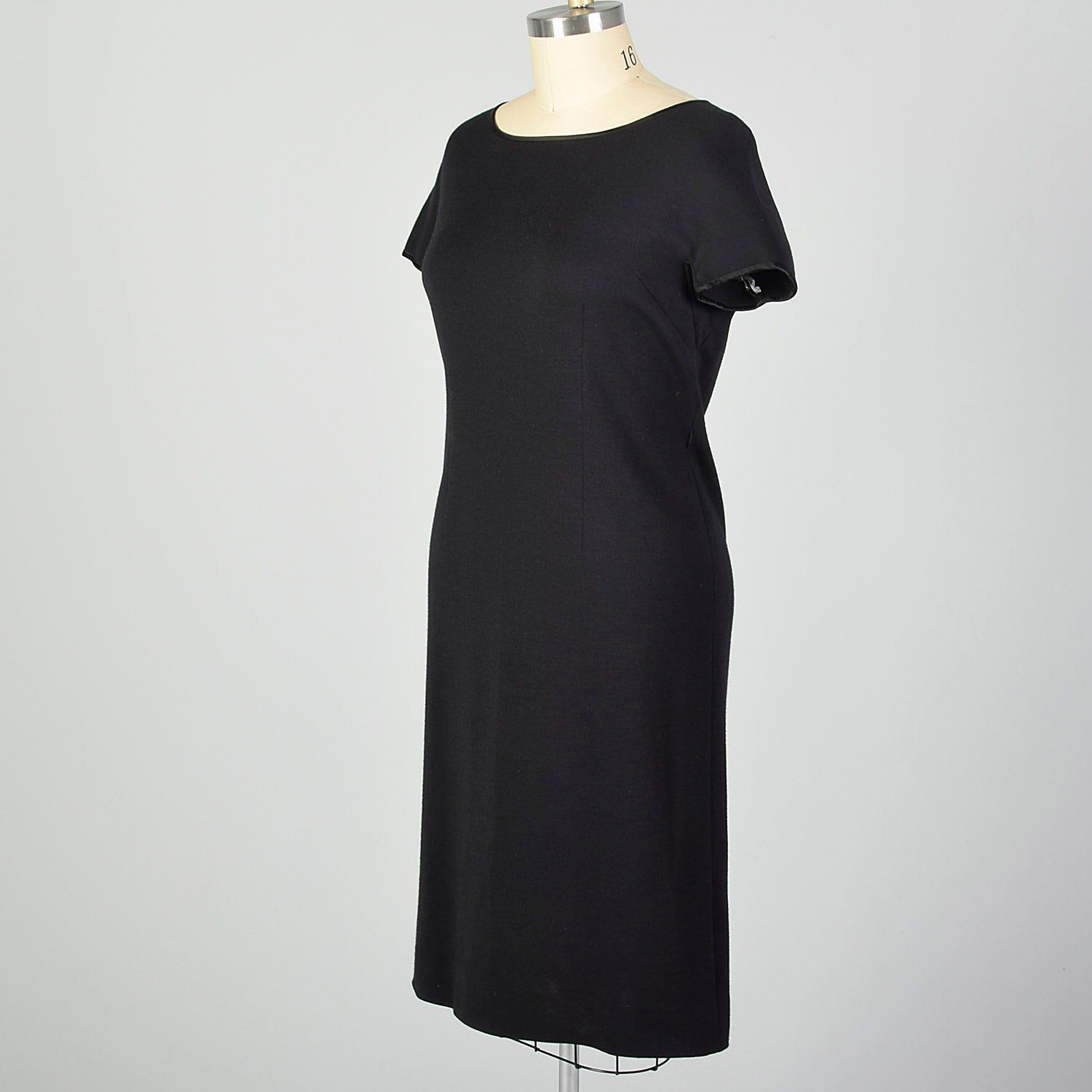 XL 1960s Black Shift Dress