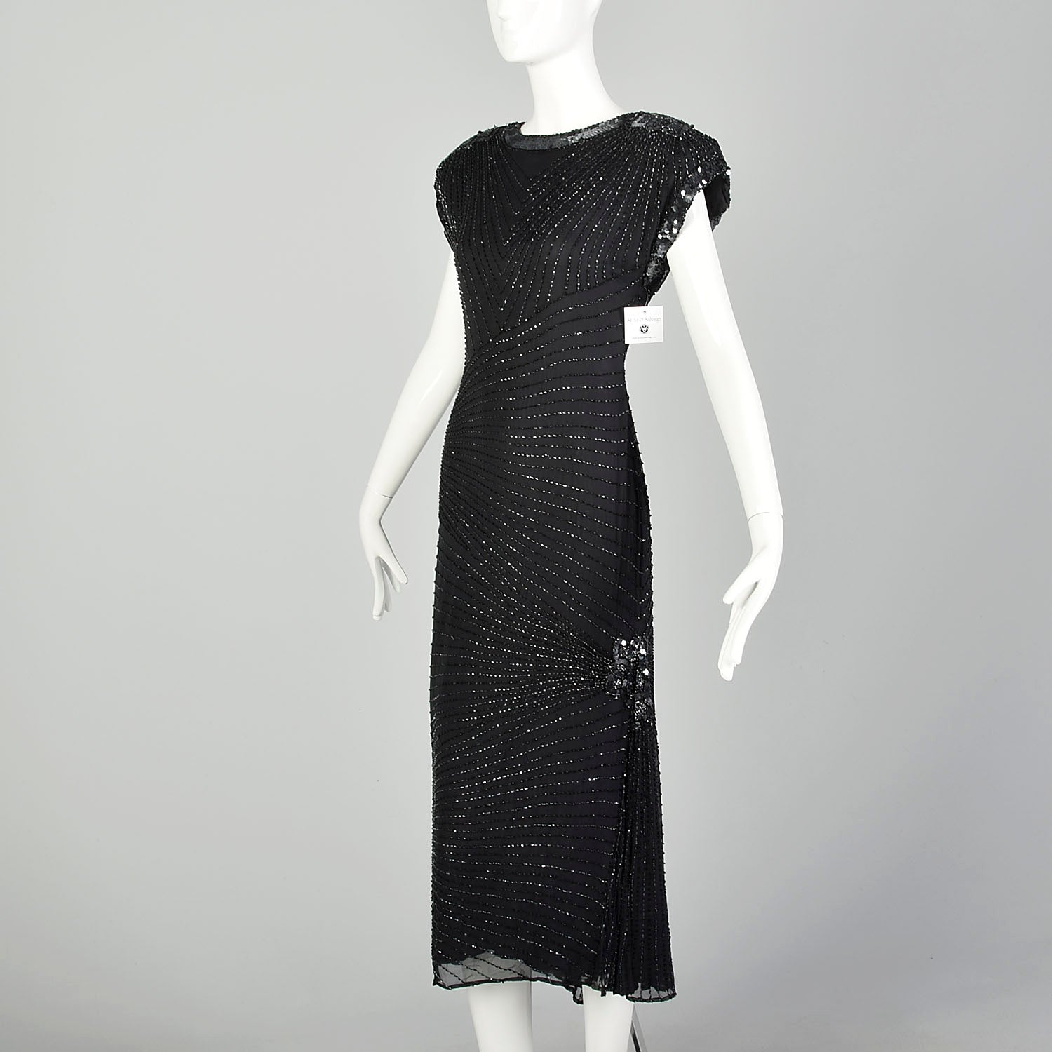 Medium 1980s Black Silk Beaded Dress Cocktail Party Keyhole Back