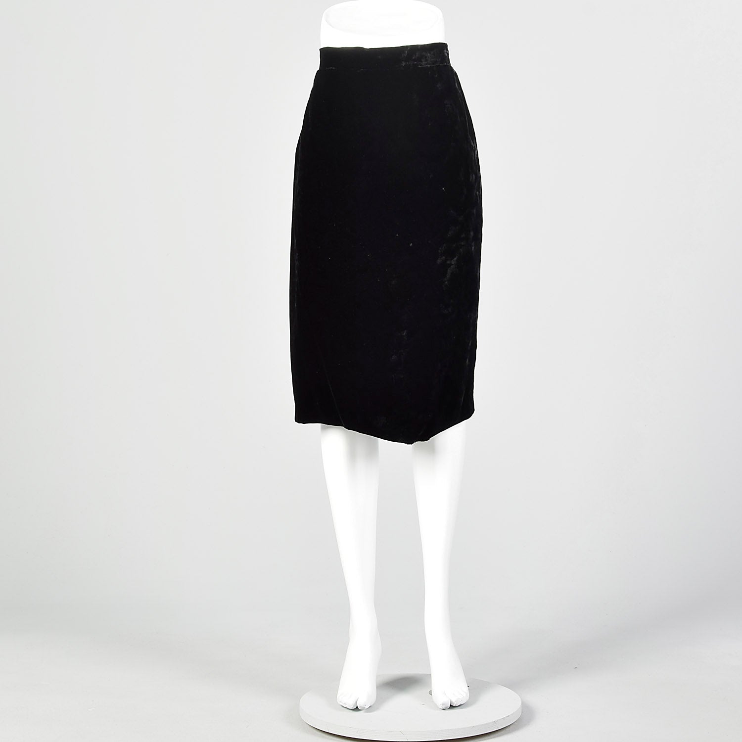 Large Gianfranco Ferre Black 1980s Velvet Pencil Skirt