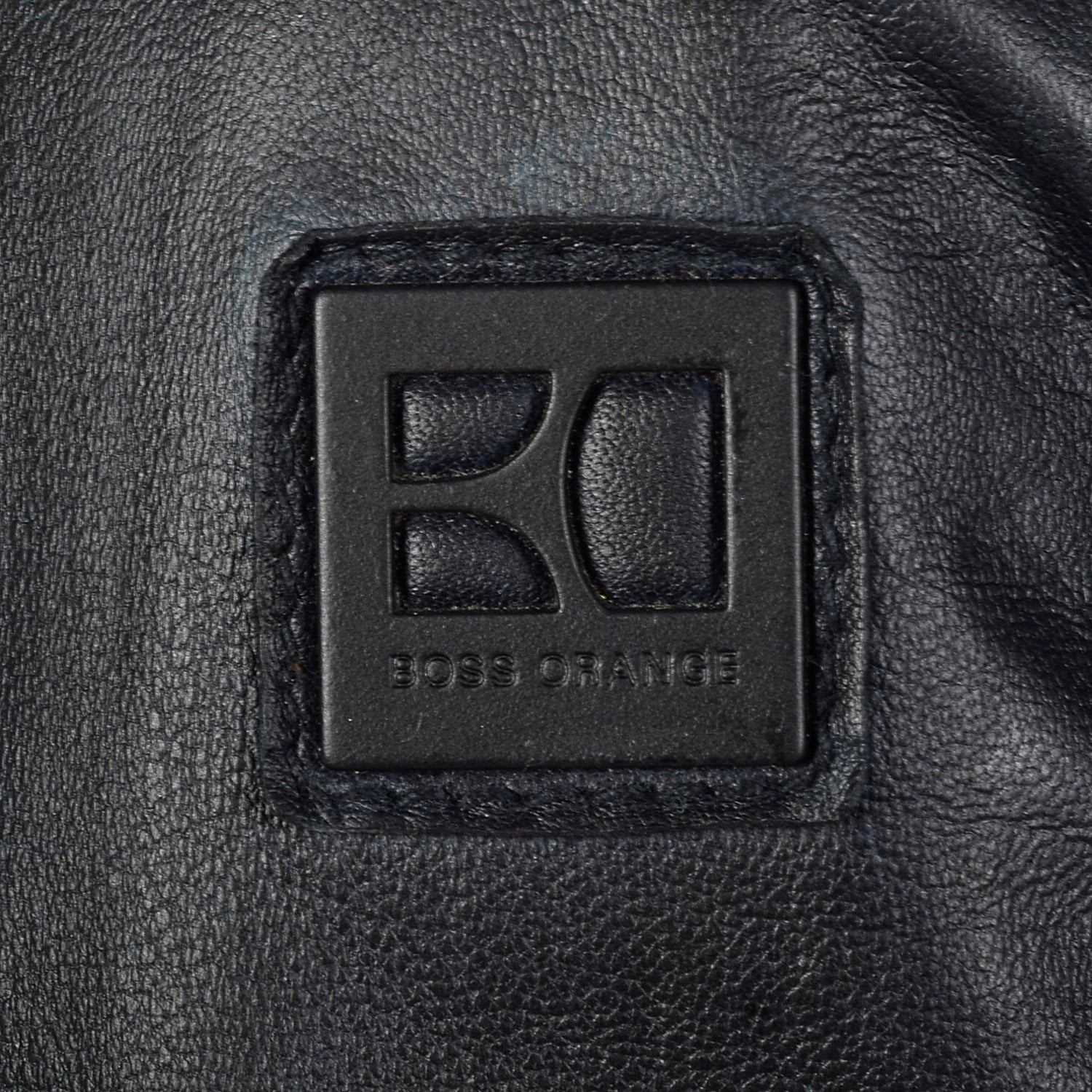 Medium Hugo Boss Cafe Leather Jacket – & Salvage