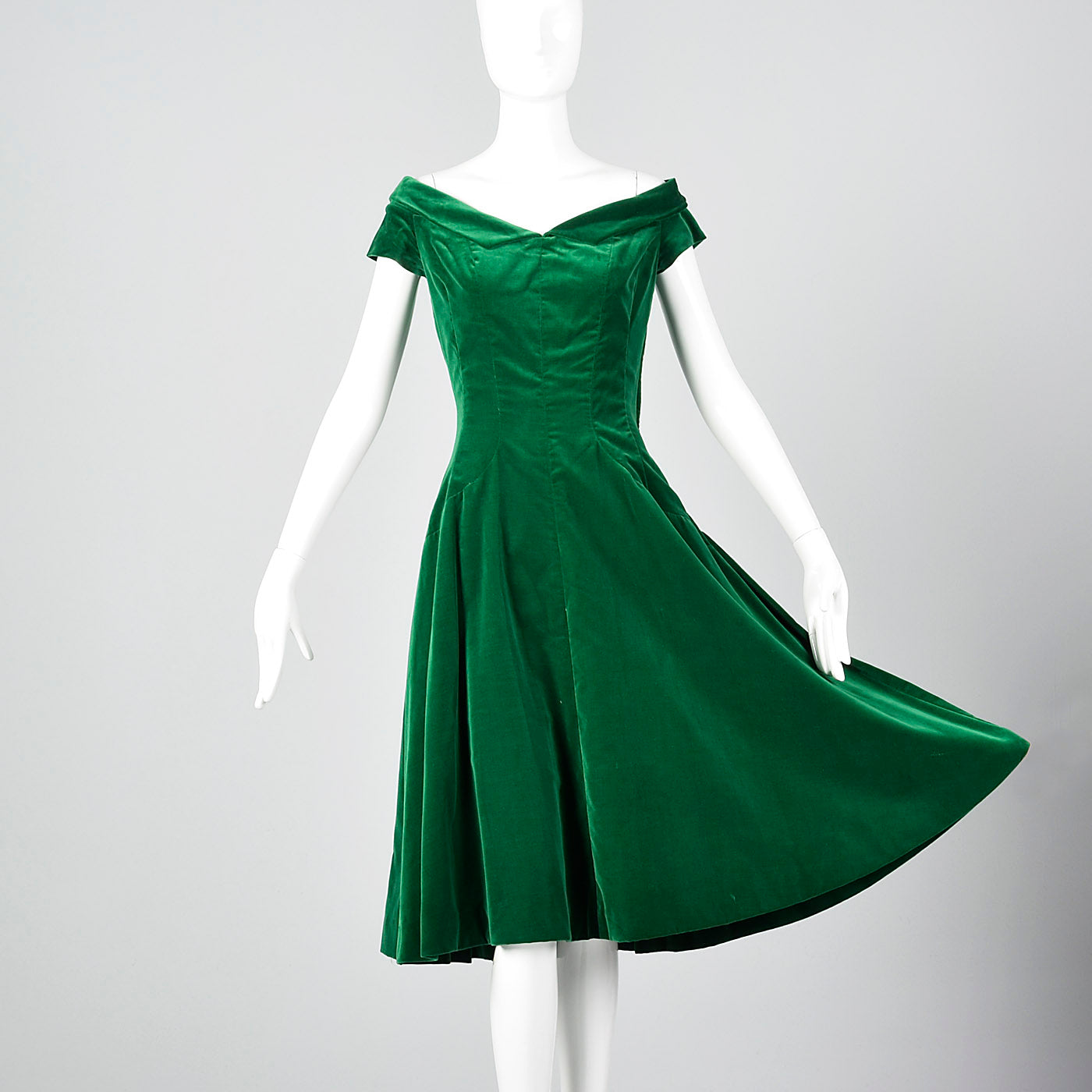 1950s Green Velvet Off Shoulder Party Dress