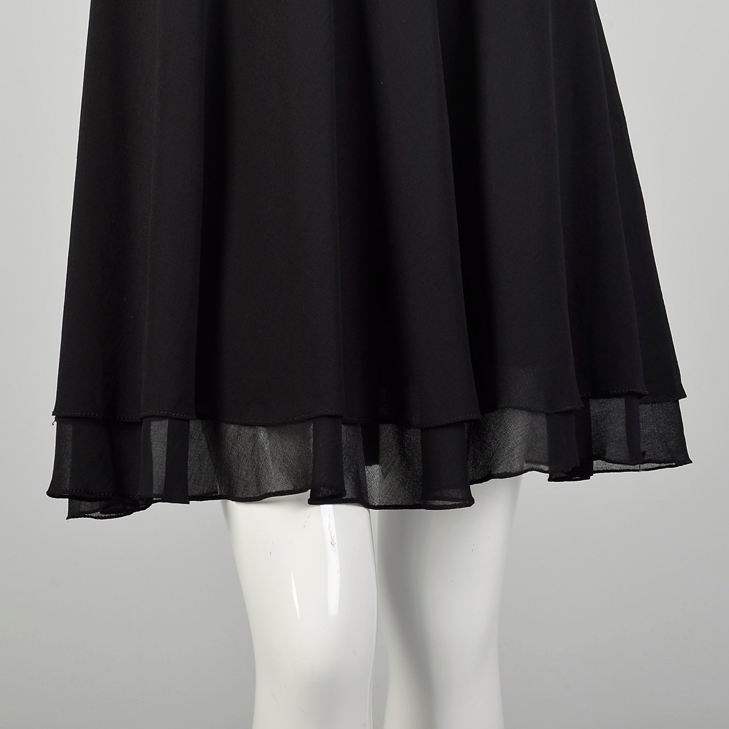 Medium 1990s Little Black Dress Beaded Short Sleeve Evening Cocktail Party LBD