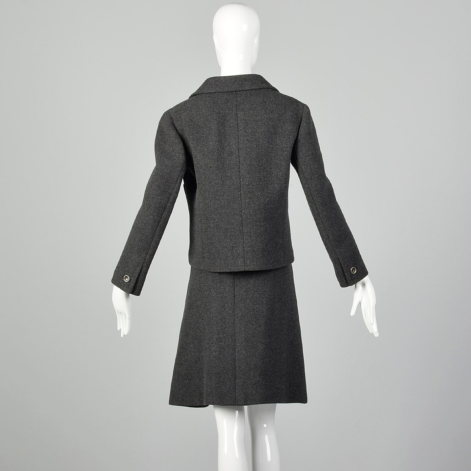 Medium 1960s Gray Wool Skirt Suit