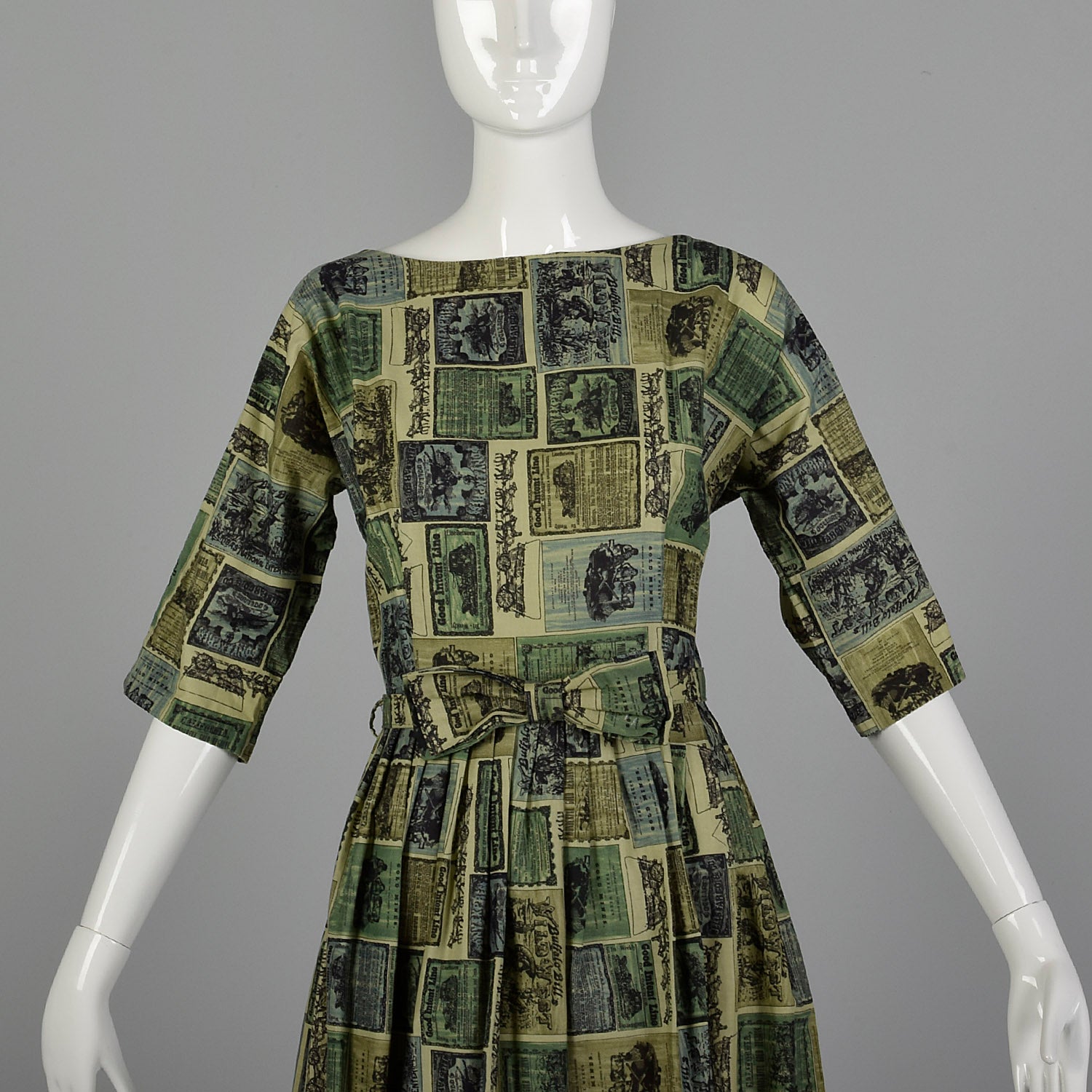 Medium 1950s Green Wild West Novelty Print Day Dress